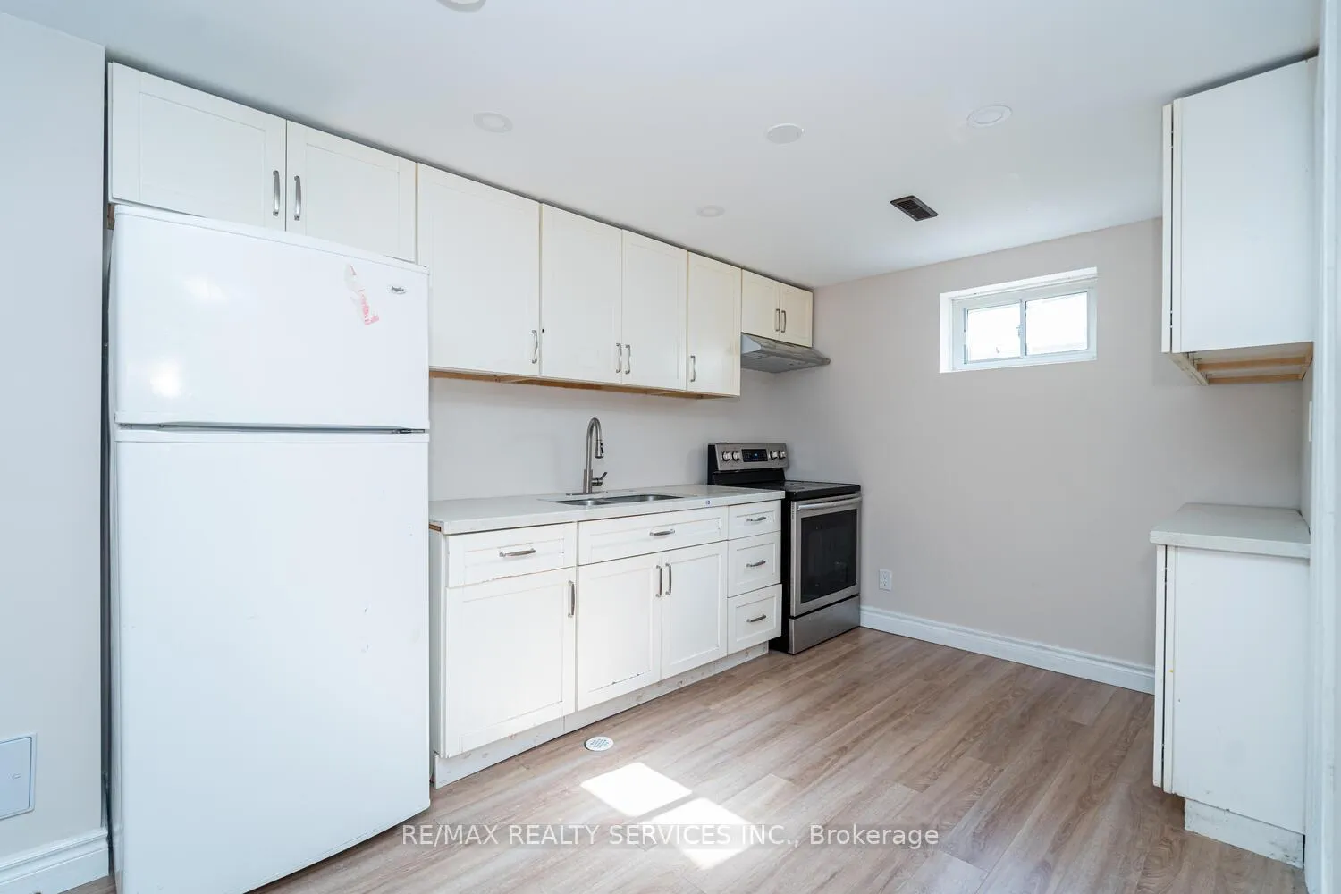Photo 36 of 172 Hansen Road, Brampton, Madoc — HOMEH