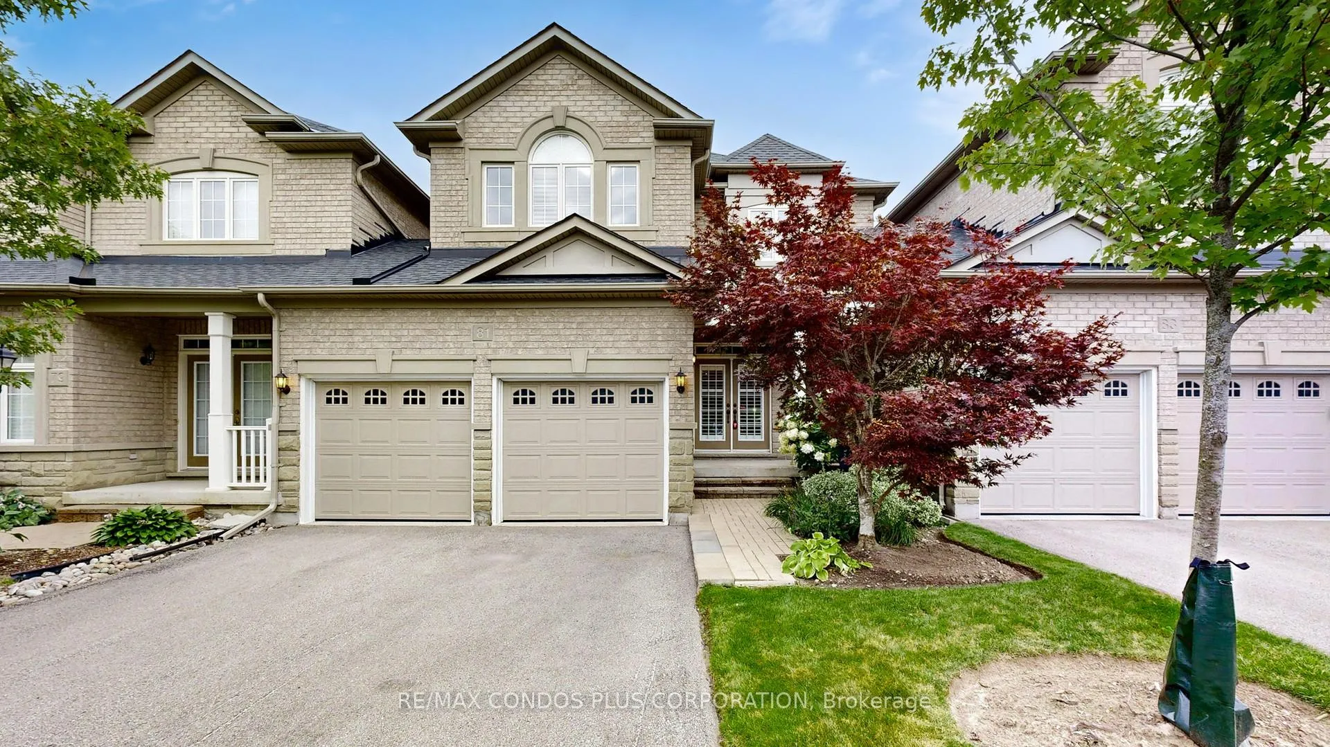 Photo 6 of 81 Stonecliffe Crescent, Aurora, Aurora Estates — HOMEH