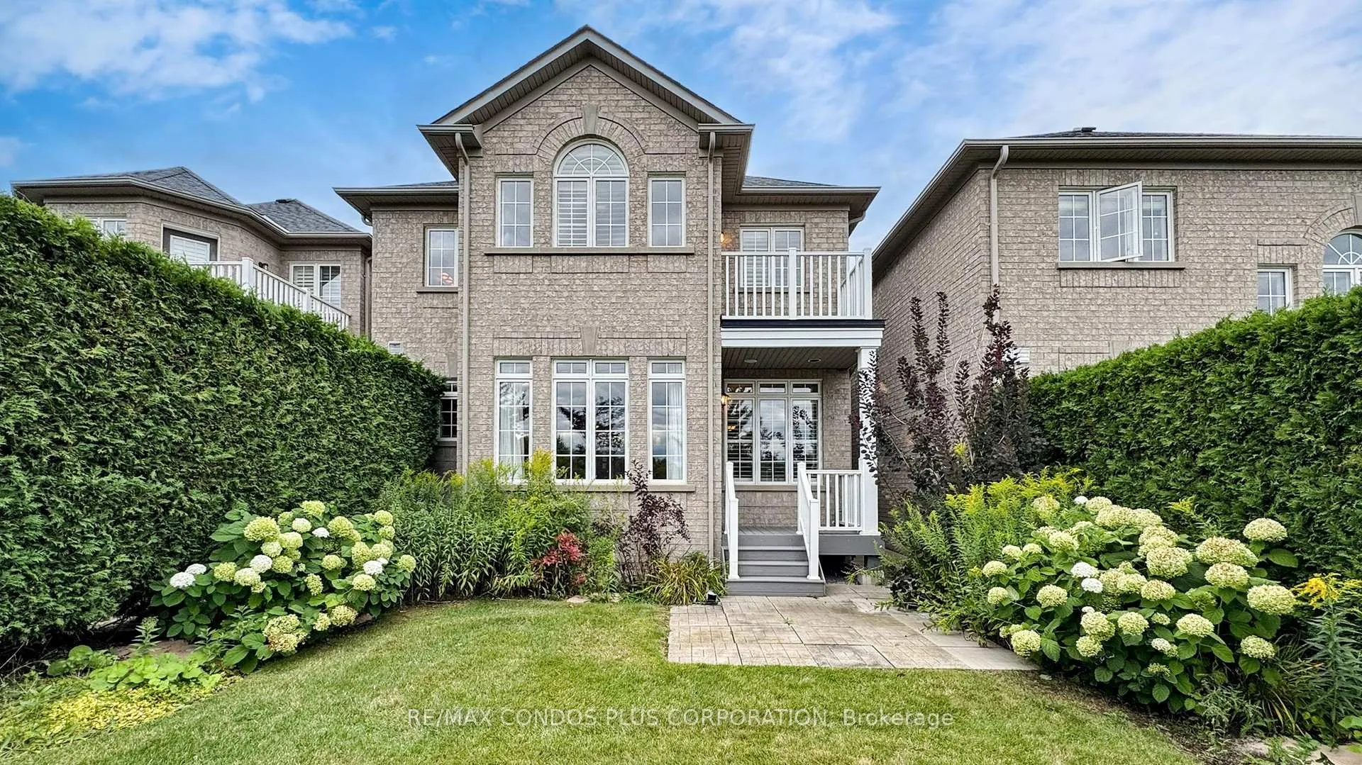 Photo 42 of 81 Stonecliffe Crescent, Aurora, Aurora Estates — HOMEH