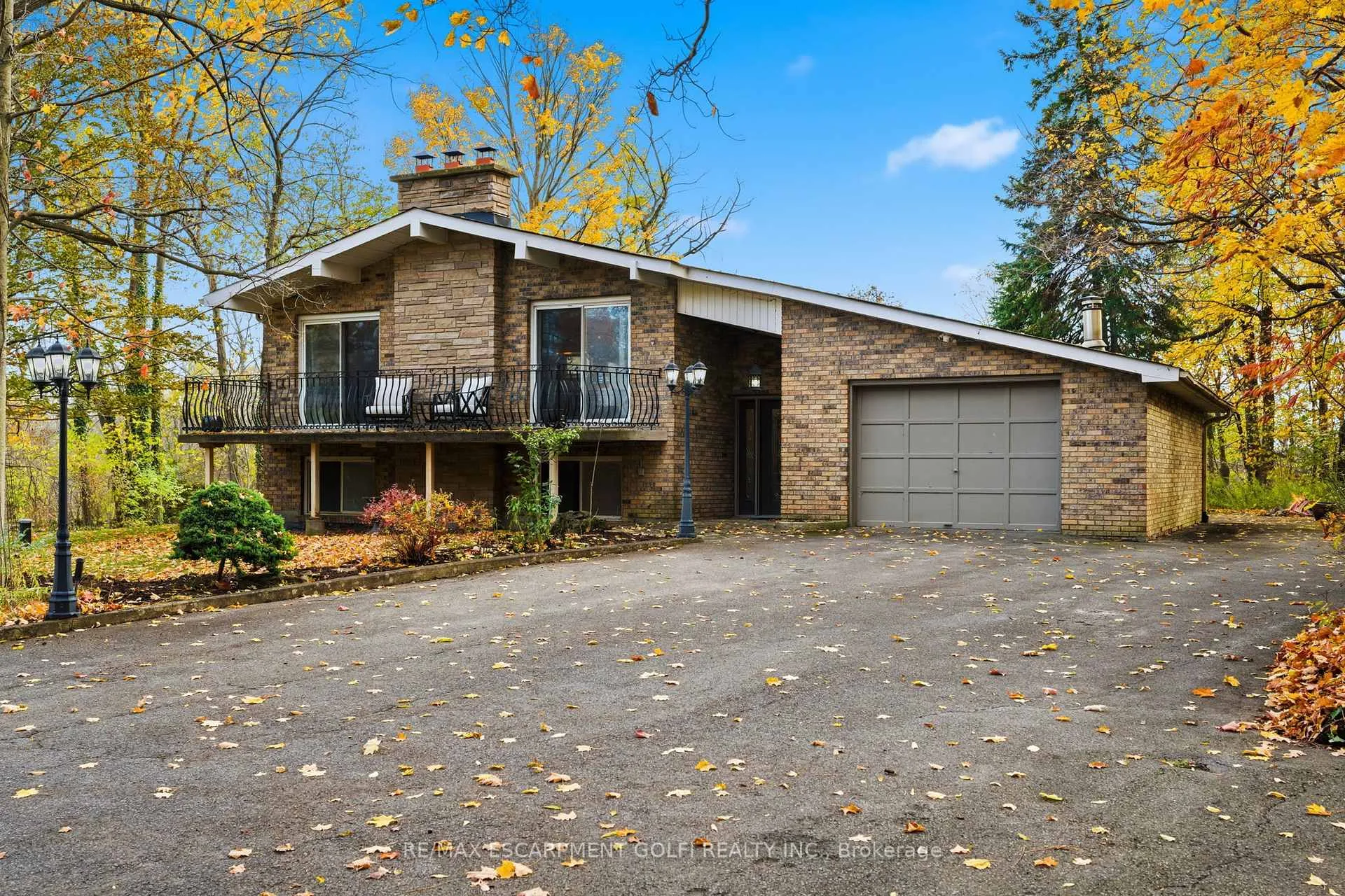 Photo 1 of 4276 Walker Road, Lincoln, Beamsville — HOMEH