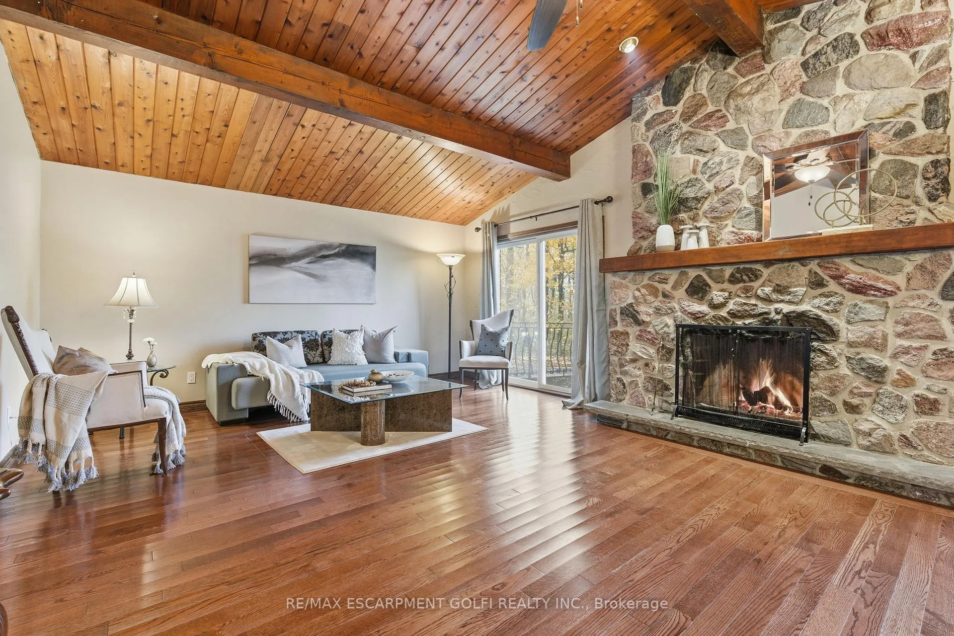 Photo 12 of 4276 Walker Road, Lincoln, Beamsville — HOMEH