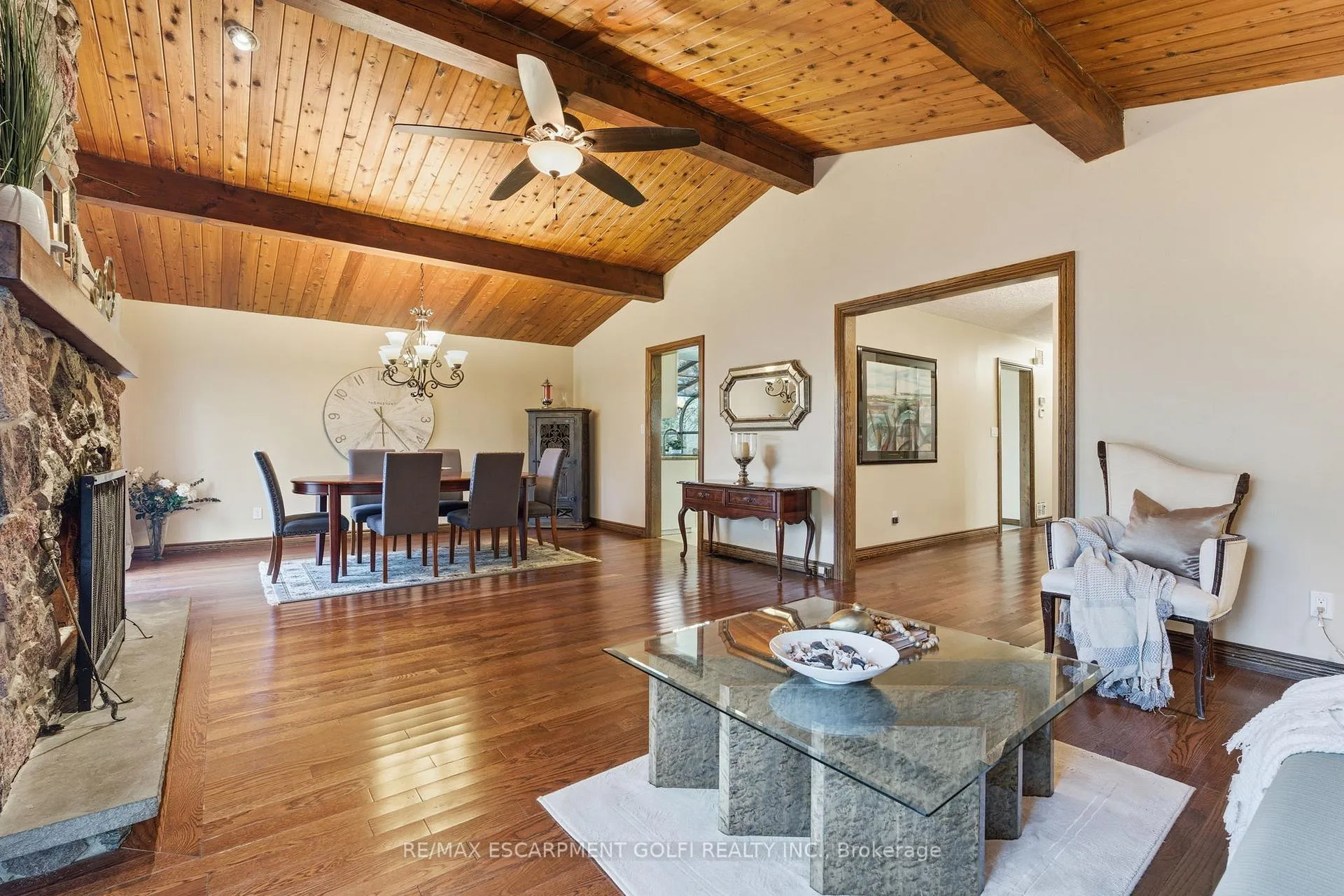 Photo 13 of 4276 Walker Road, Lincoln, Beamsville — HOMEH