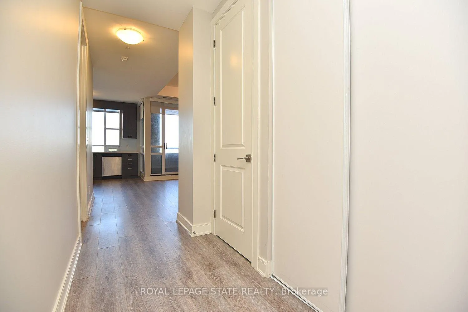Photo 4 of Unit 603, 150 Main Street W, Hamilton, Central — HOMEH