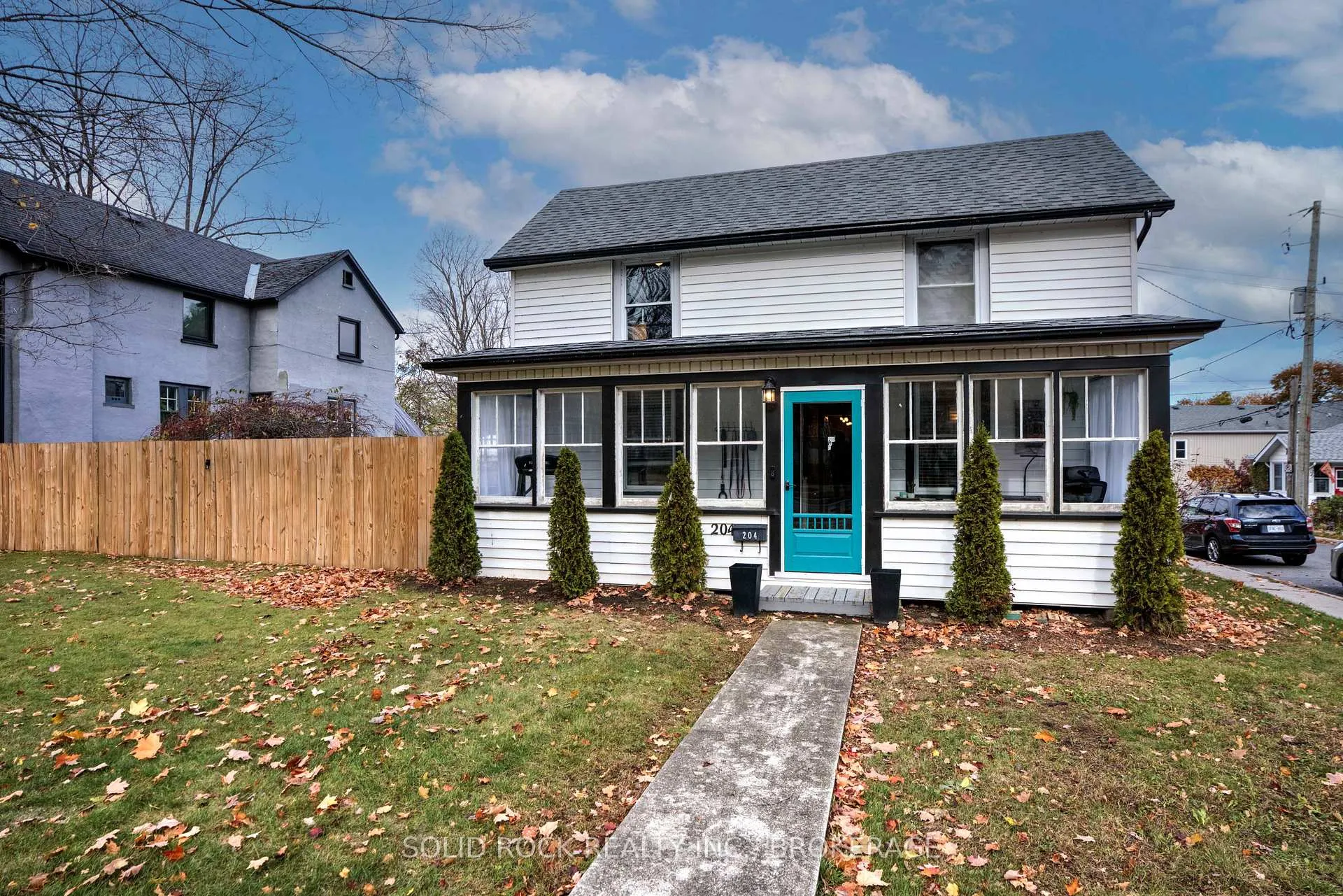 Front of 204 King Street W