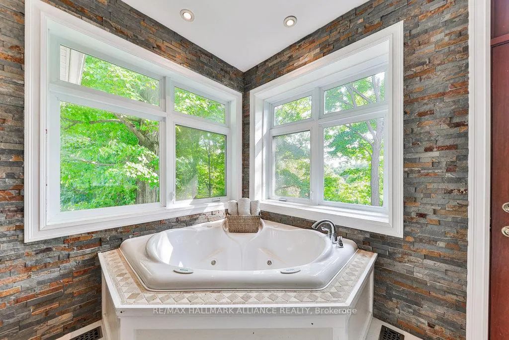 Photo 31 of 1200 Bronte Road, Oakville, Glen Abbey — HOMEH