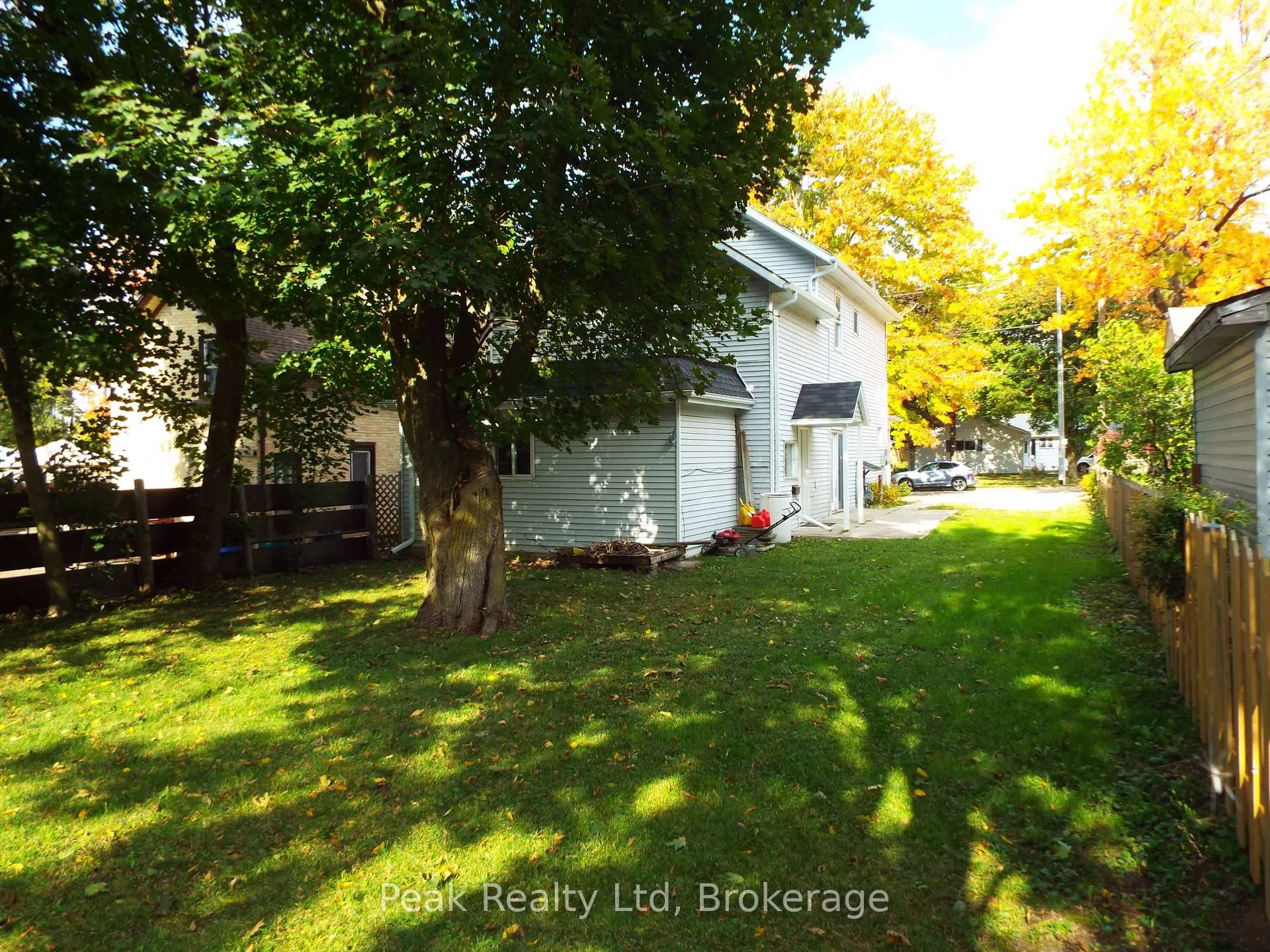Photo 3 of 90 John St Street W, North Huron, Wingham — HOMEH