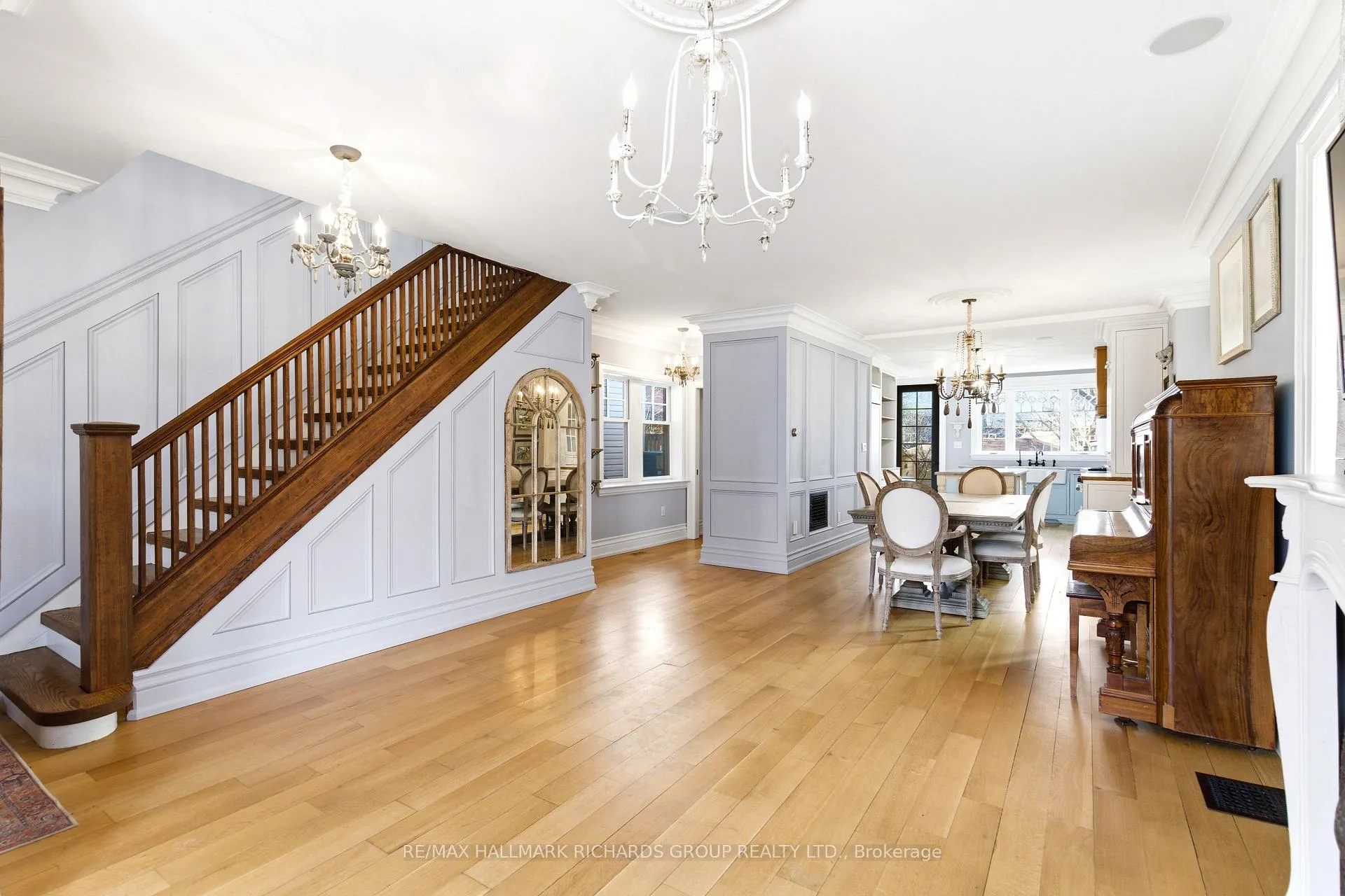 Photo 3 of 134 Hammersmith Avenue, Toronto, The Beaches — HOMEH