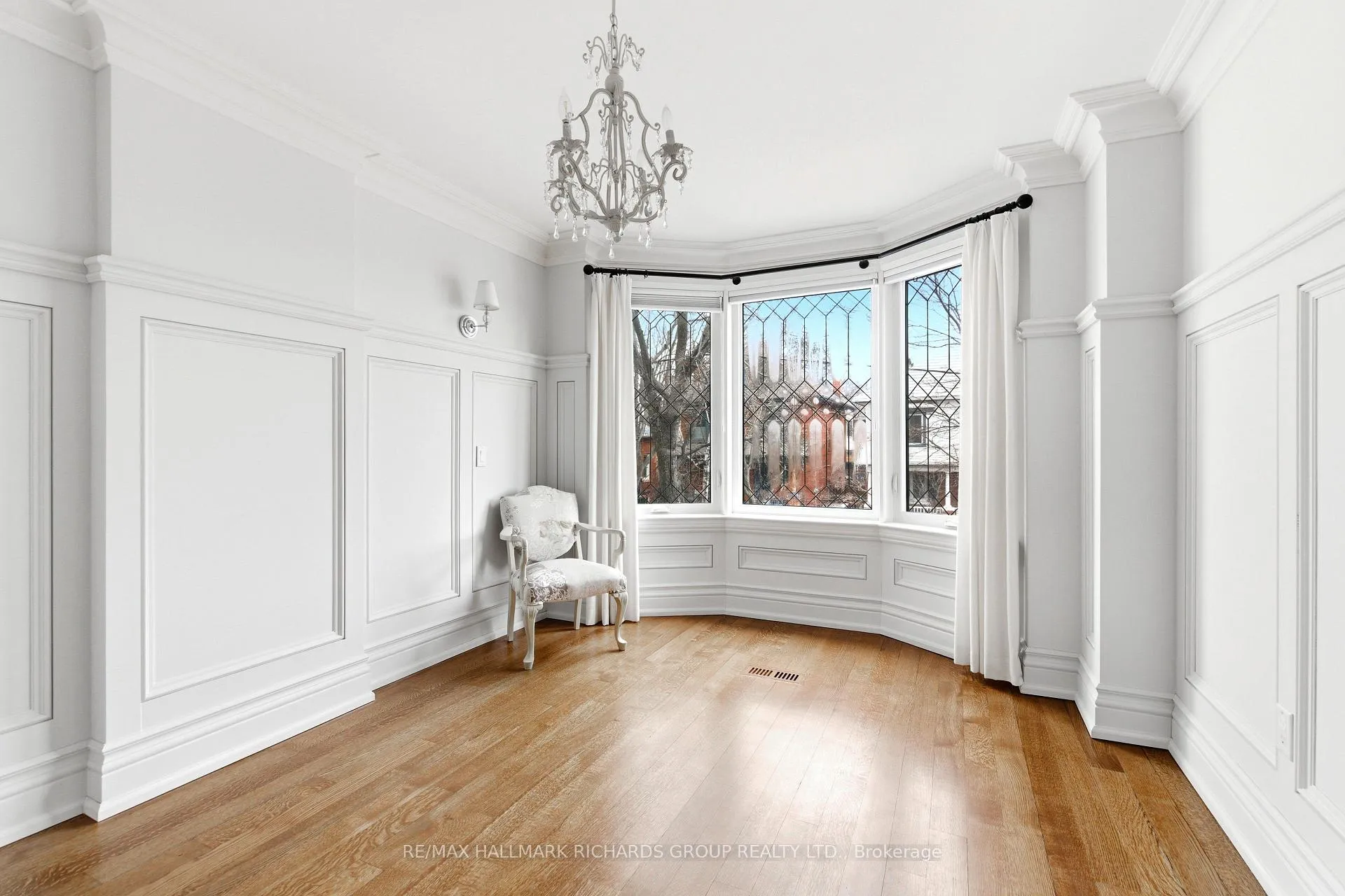 Photo 16 of 134 Hammersmith Avenue, Toronto, The Beaches — HOMEH