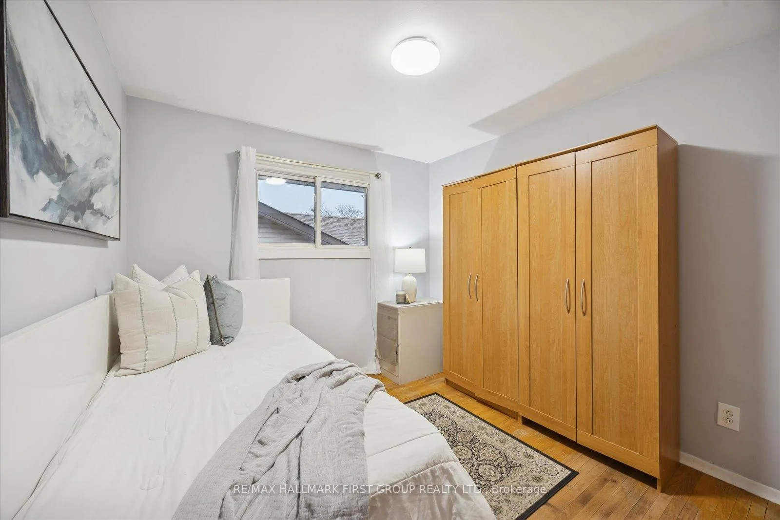 Photo 16 of 446 Bernhard Crescent, Oshawa, O'Neill — HOMEH
