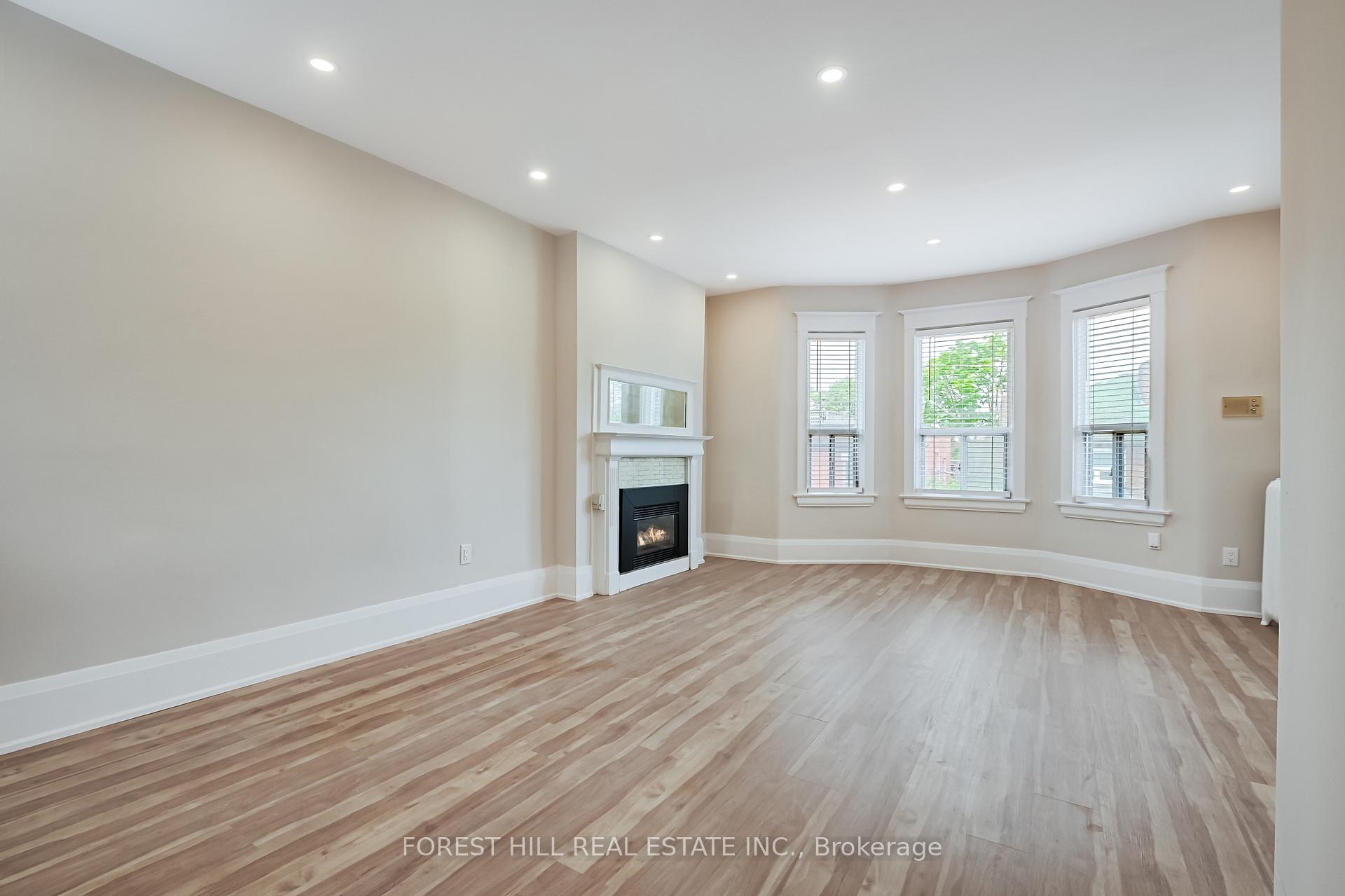 Photo 6 of Unit 303, 333 Harbord Street, Toronto, Palmerston-Little Italy — HOMEH