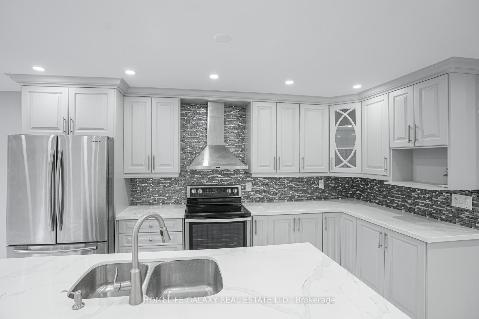 Photo 8 of 118 Dean Park Road, Scarborough, Rouge — HOMEH