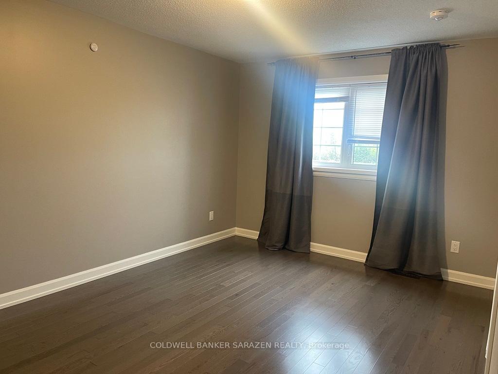 Photo 10 of 64 Vimy Ridge Crescent, Arnprior — HOMEH