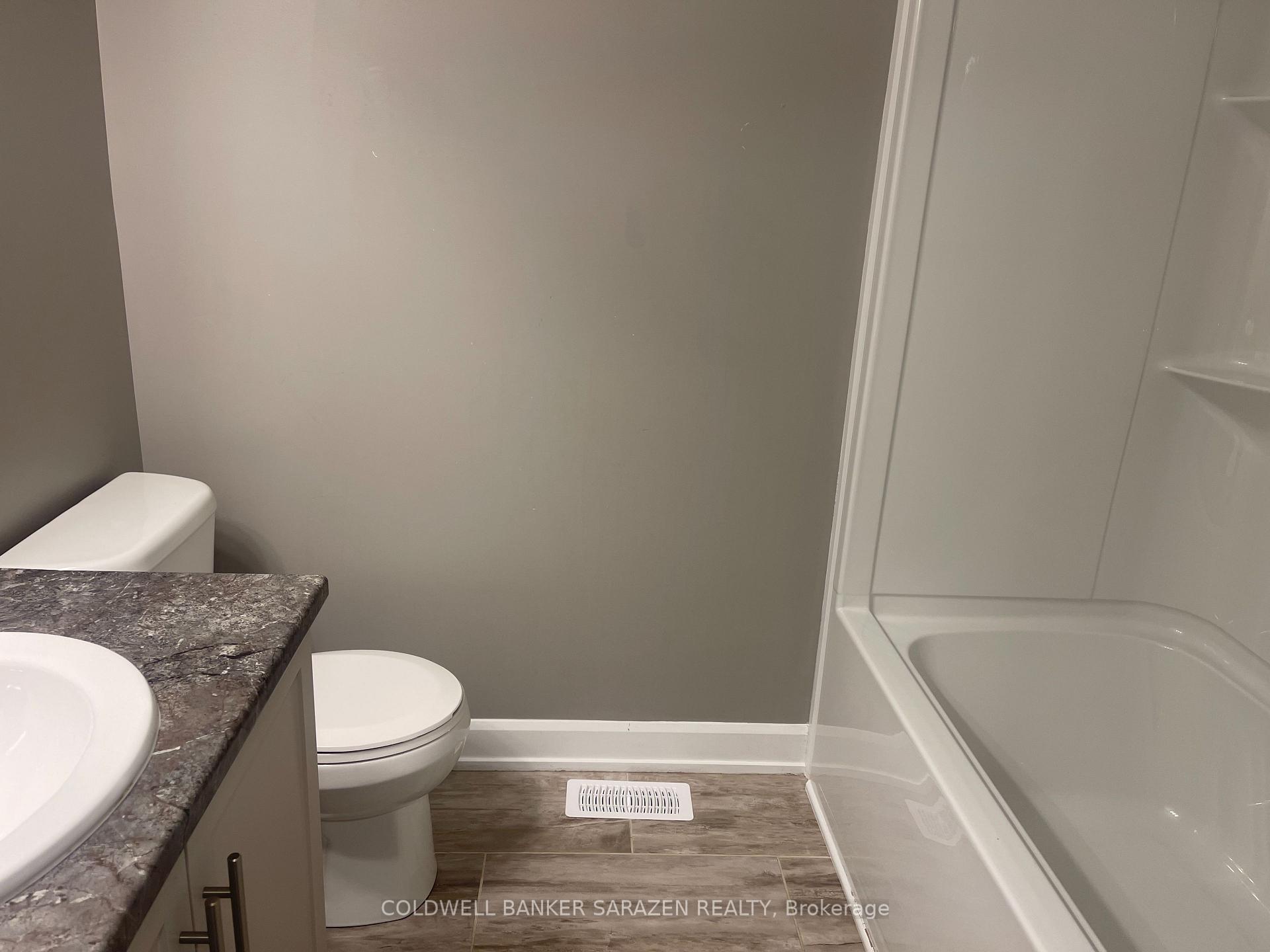 Photo 18 of 64 Vimy Ridge Crescent, Arnprior — HOMEH