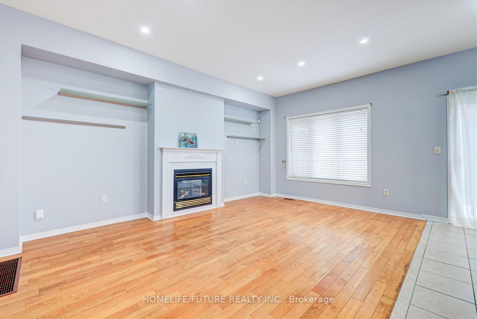 Photo 5 of Unit Main & 2nd, 221 Hupfield Trail, Scarborough, Malvern — HOMEH