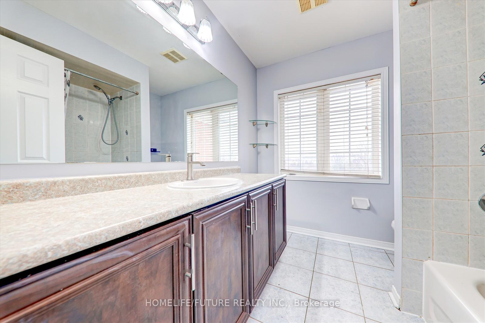 Photo 10 of Unit Main & 2nd, 221 Hupfield Trail, Scarborough, Malvern — HOMEH