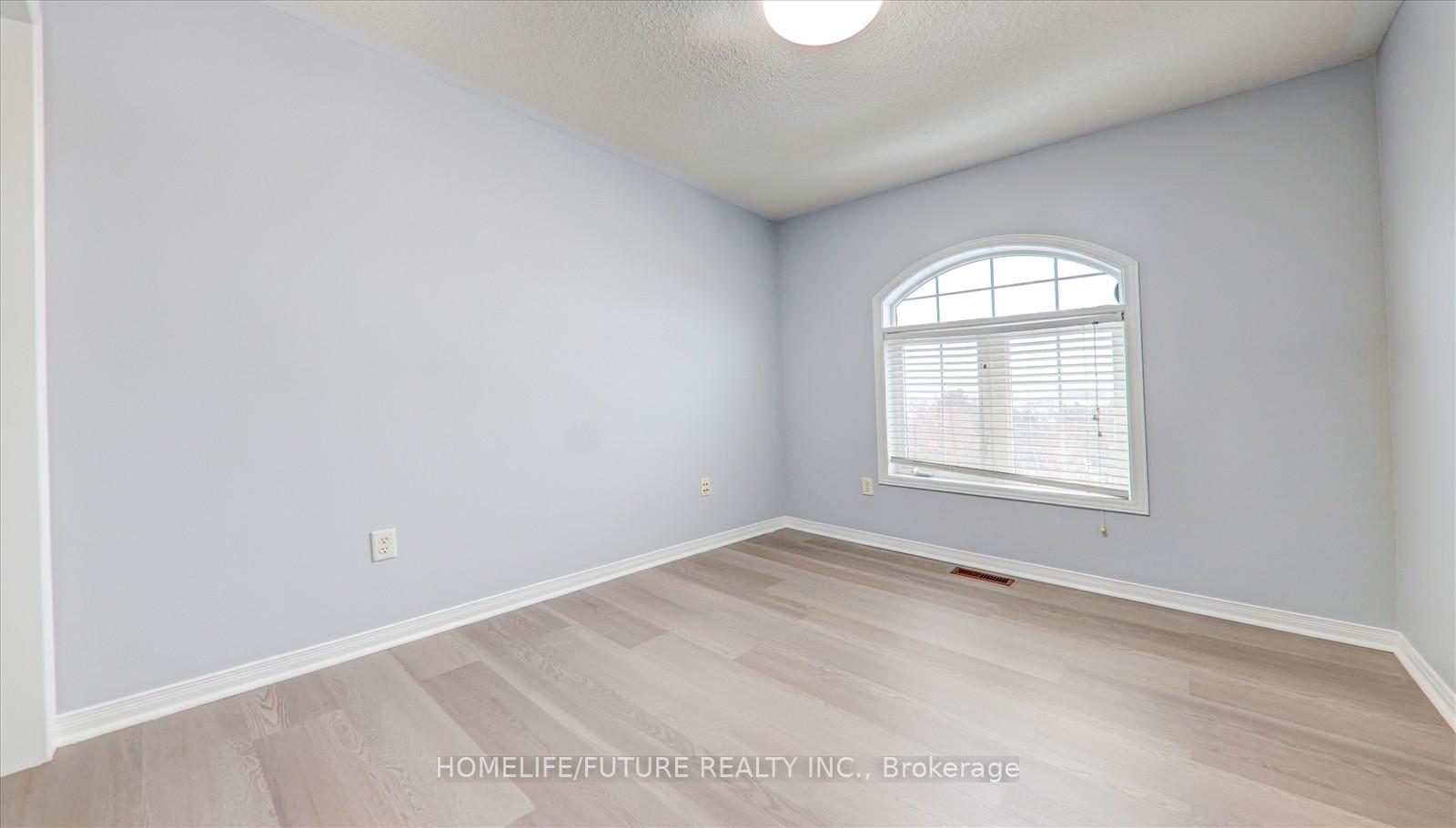 Photo 11 of Unit Main & 2nd, 221 Hupfield Trail, Scarborough, Malvern — HOMEH
