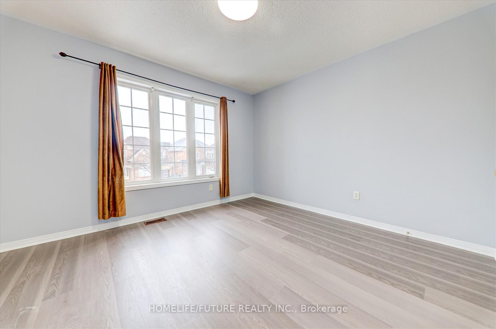 Photo 13 of Unit Main & 2nd, 221 Hupfield Trail, Scarborough, Malvern — HOMEH
