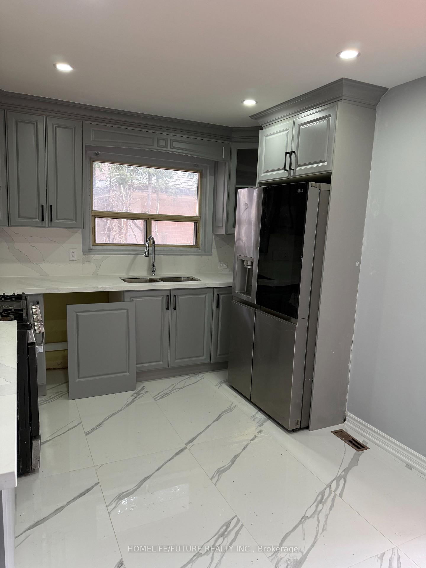 Photo 21 of Unit Main & 2nd, 221 Hupfield Trail, Scarborough, Malvern — HOMEH