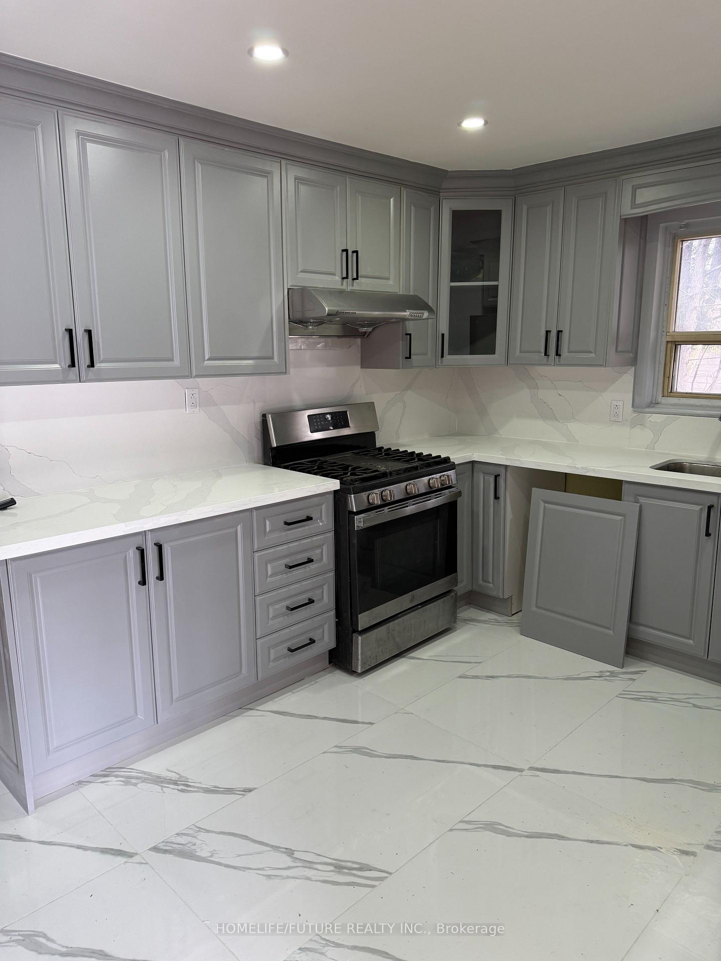 Photo 22 of Unit Main & 2nd, 221 Hupfield Trail, Scarborough, Malvern — HOMEH
