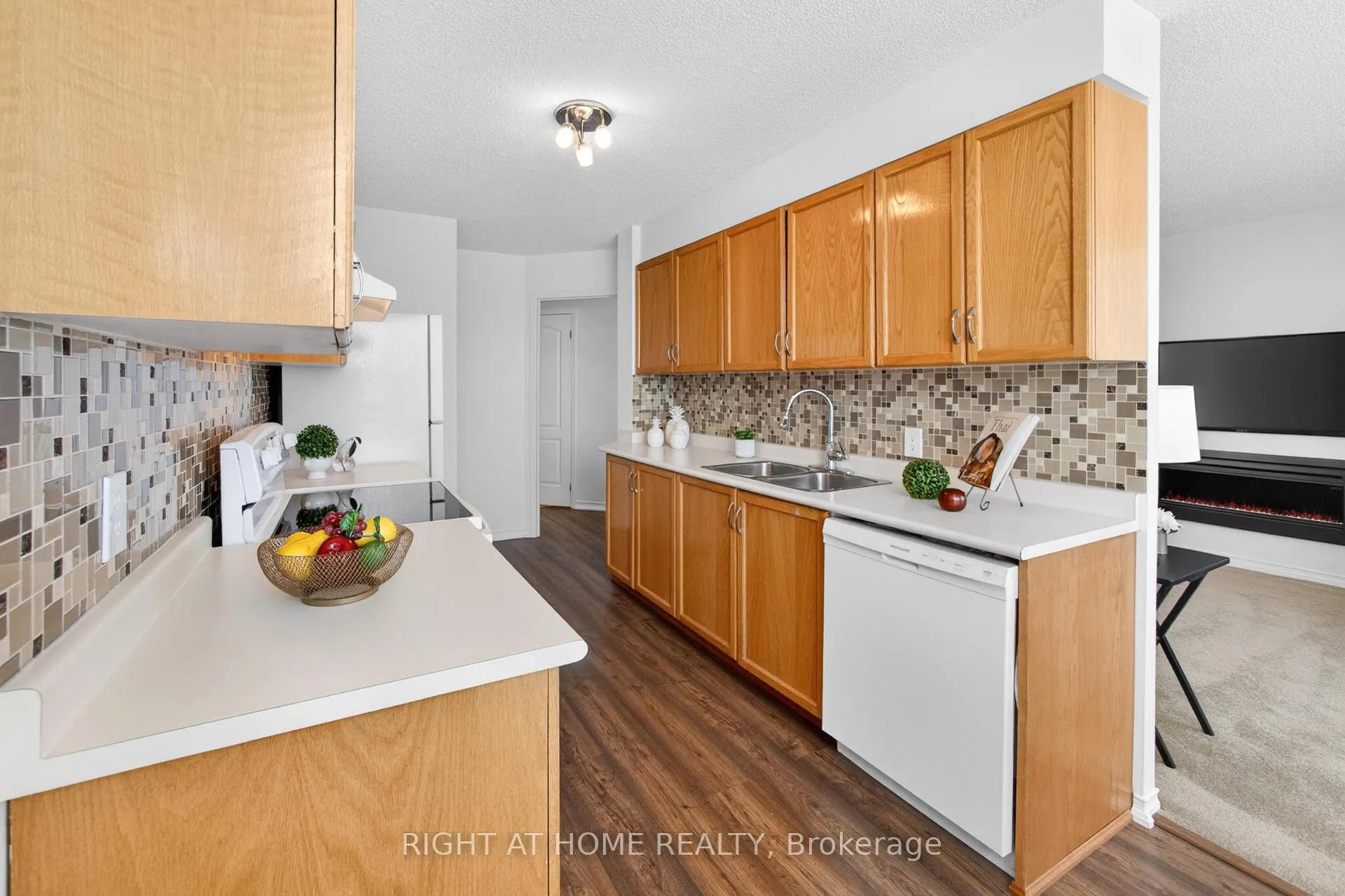 Photo 18 of Unit 210, 100 Millside Drive, Milton, Old Milton — HOMEH