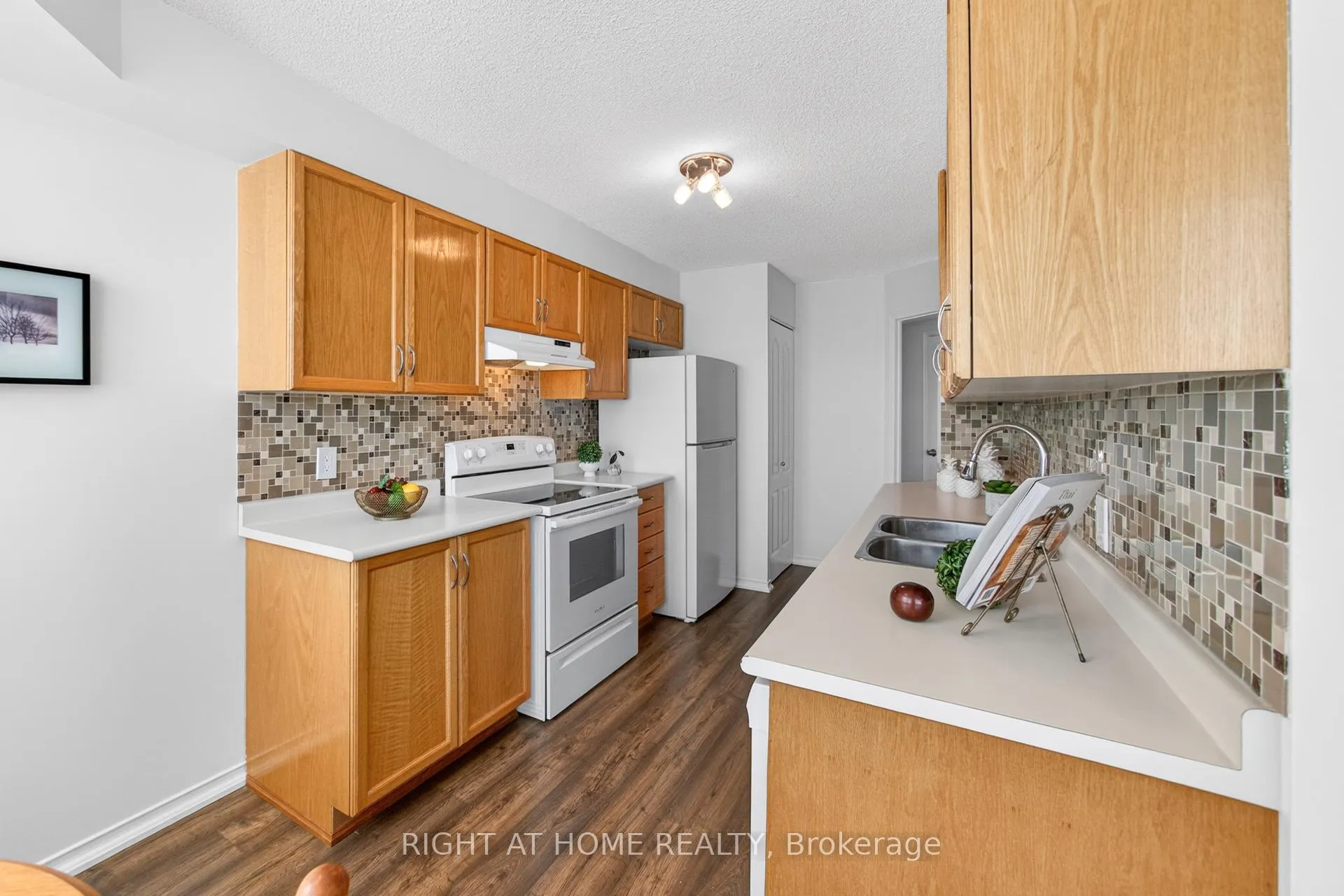 Photo 19 of Unit 210, 100 Millside Drive, Milton, Old Milton — HOMEH