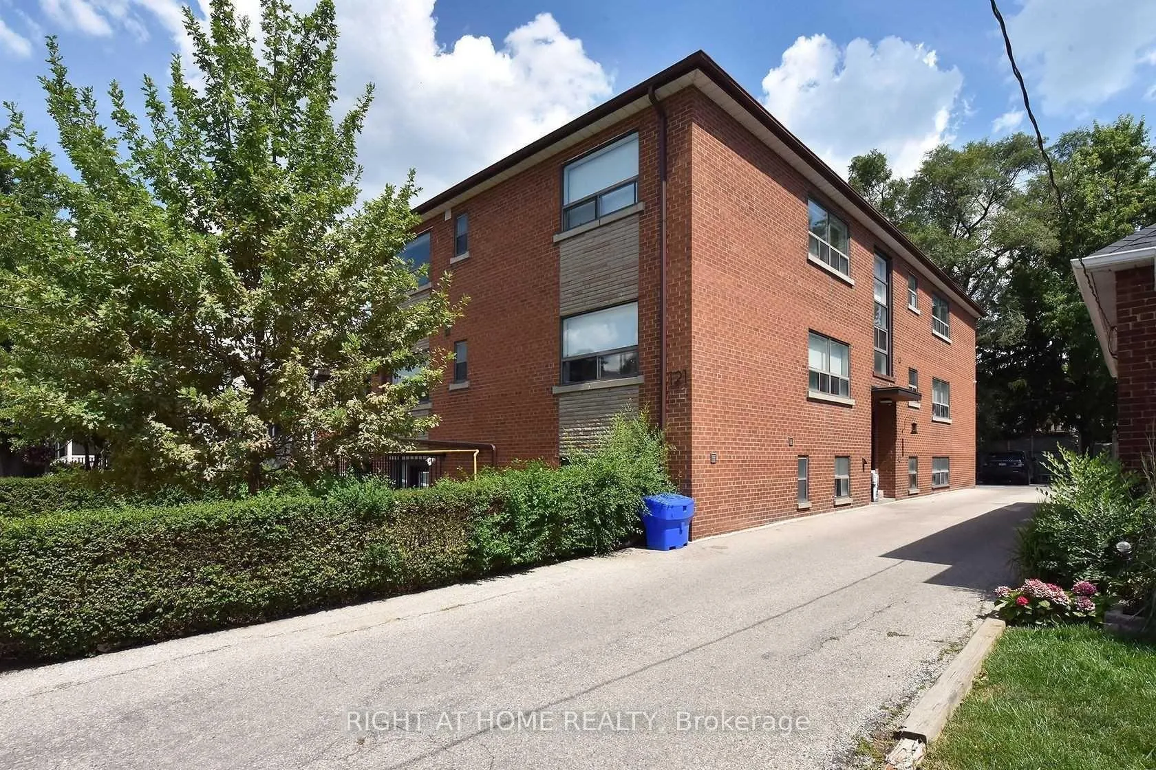Photo of 121 Fourth Street