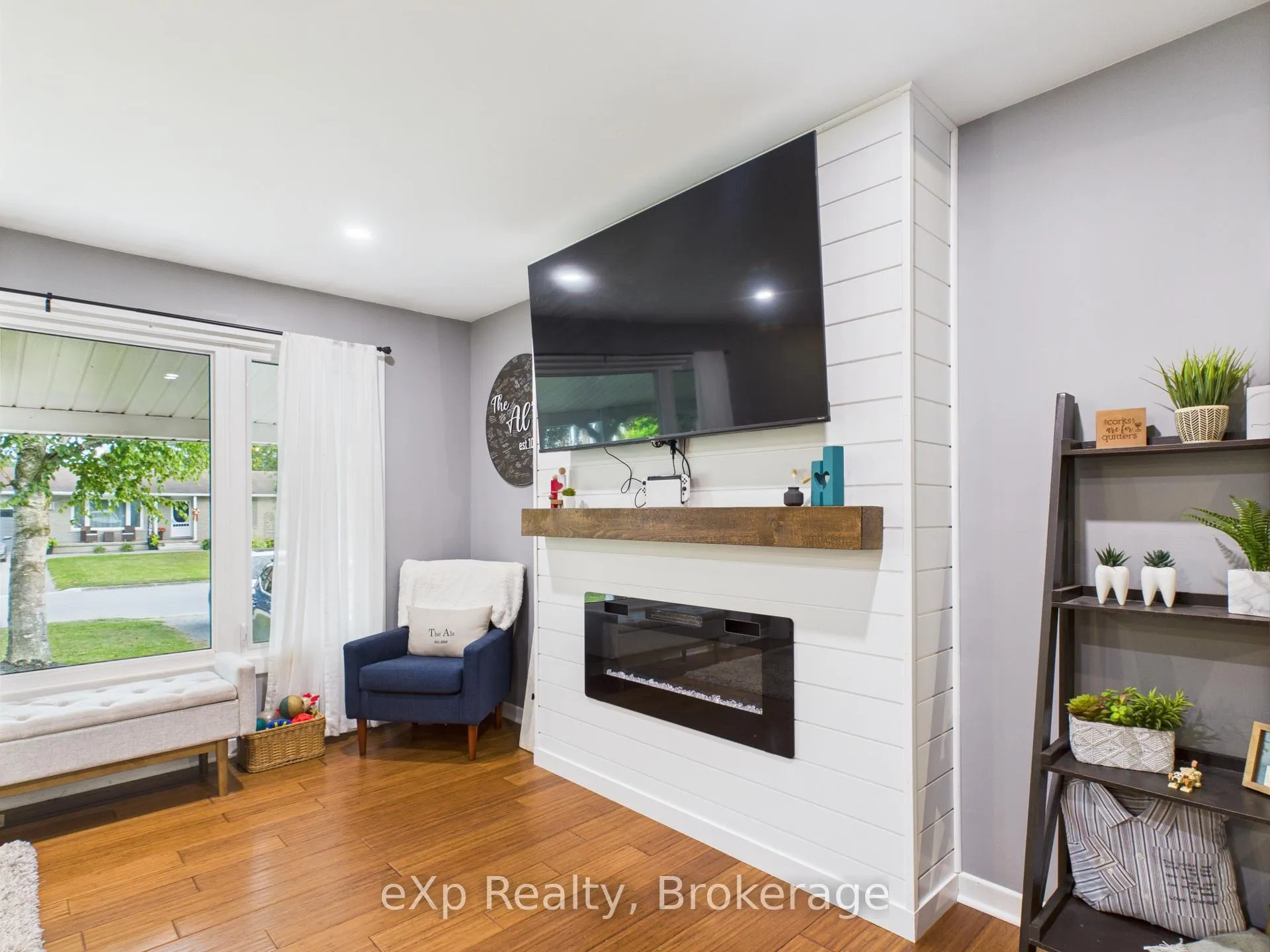 Photo 8 of 32 Centennial Street, Arran-Elderslie — HOMEH