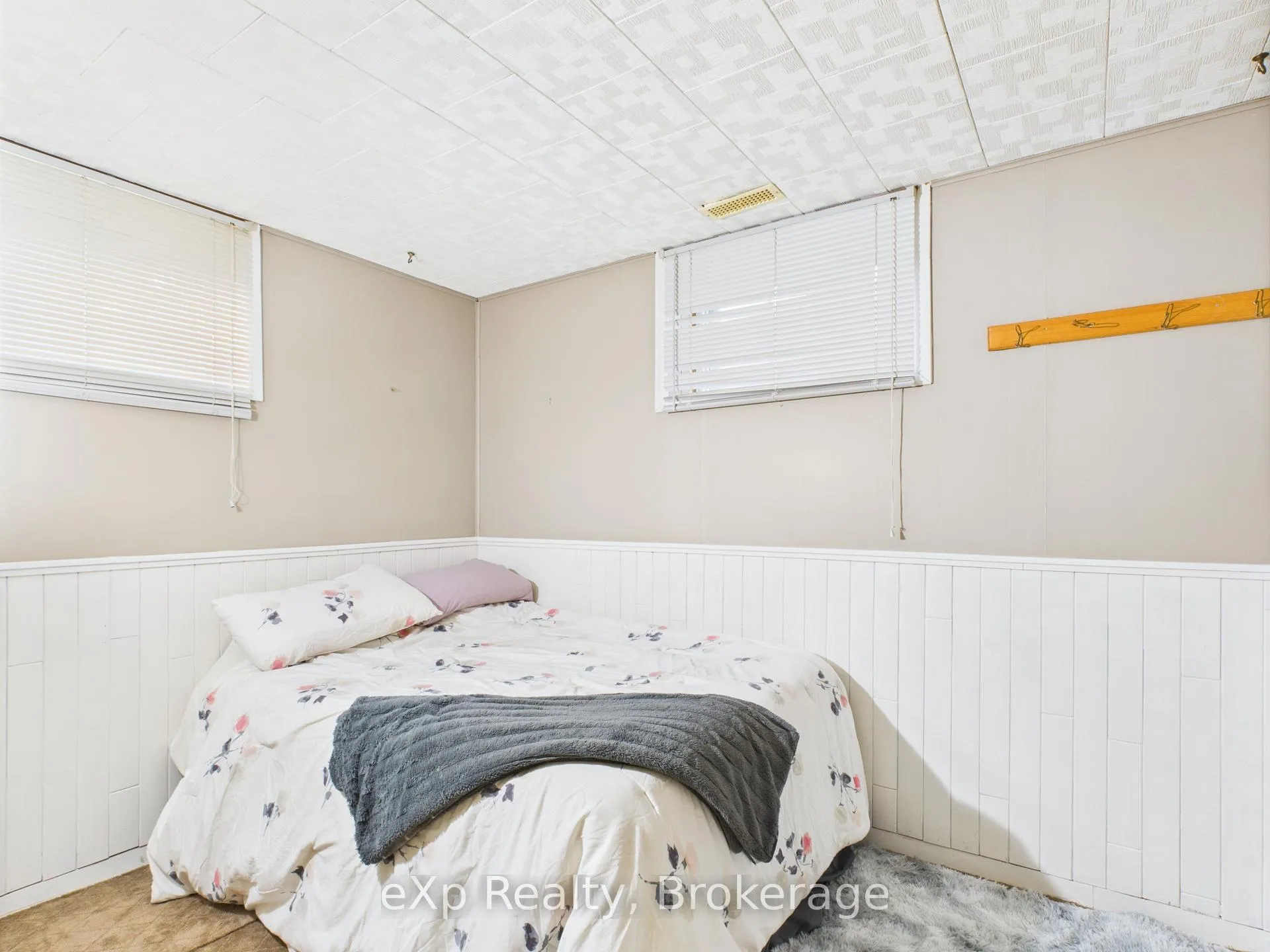 Photo 37 of 32 Centennial Street, Arran-Elderslie — HOMEH