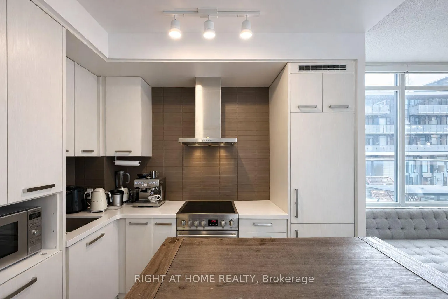 Photo 5 of Unit N227, 455 Front Street E, Toronto, Waterfront Communities — HOMEH