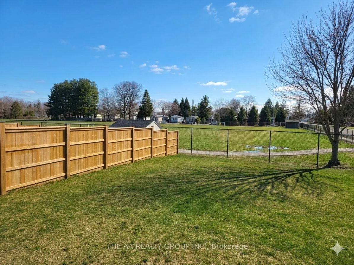 Photo 4 of 187 Foxborough Place, Thames Centre, Thorndale — HOMEH