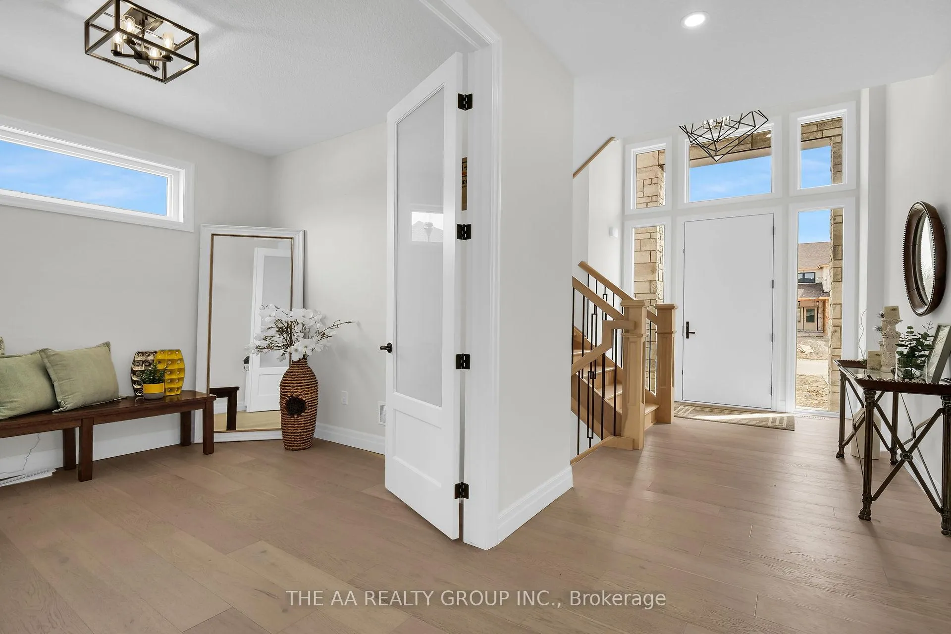 Photo 6 of 187 Foxborough Place, Thames Centre, Thorndale — HOMEH