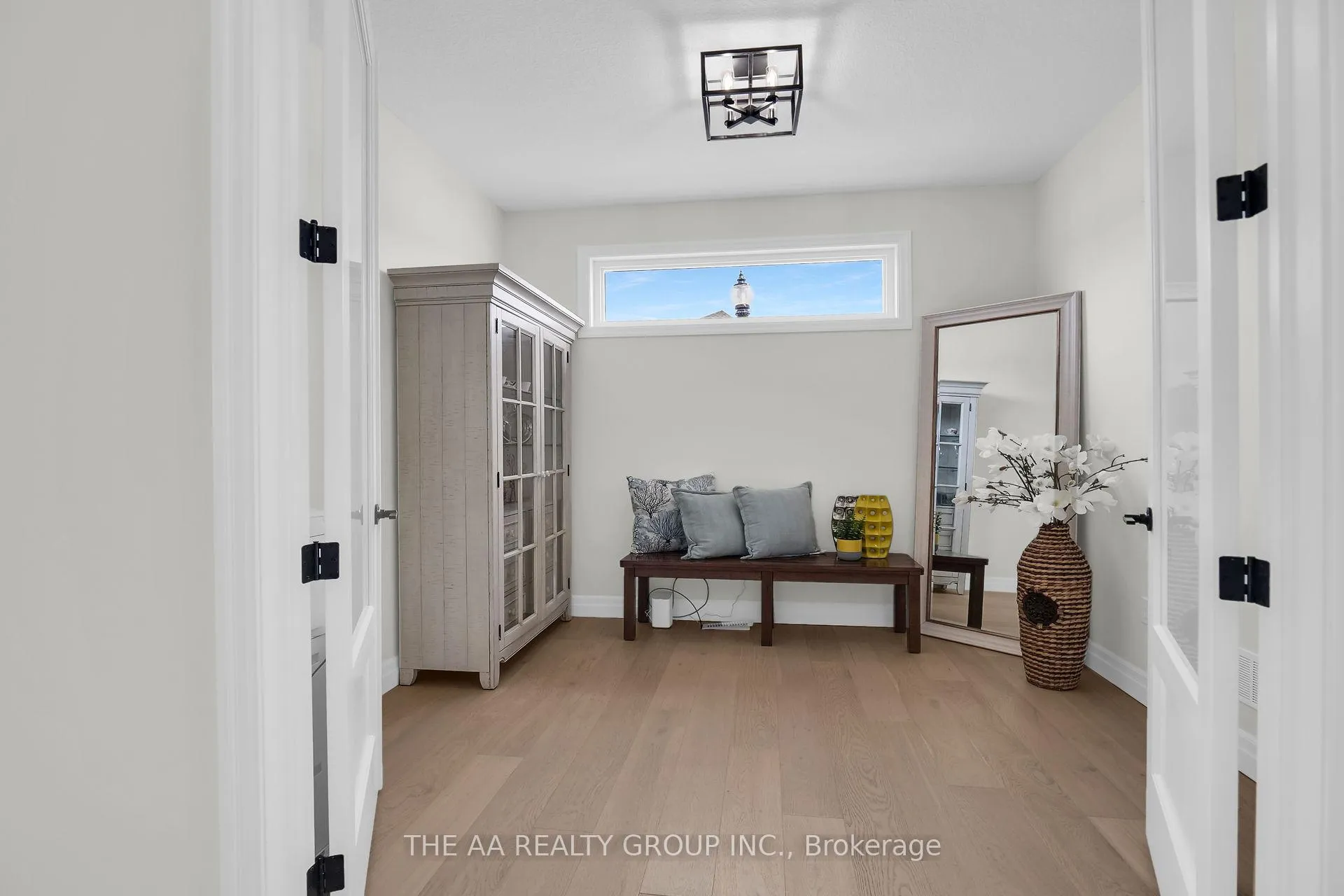 Photo 7 of 187 Foxborough Place, Thames Centre, Thorndale — HOMEH