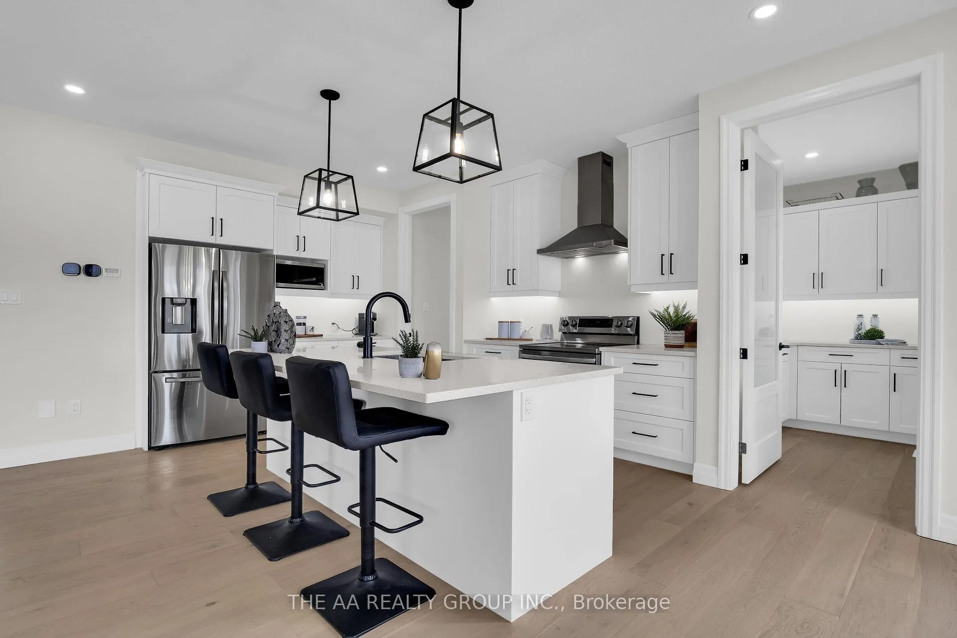 Photo 13 of 187 Foxborough Place, Thames Centre, Thorndale — HOMEH