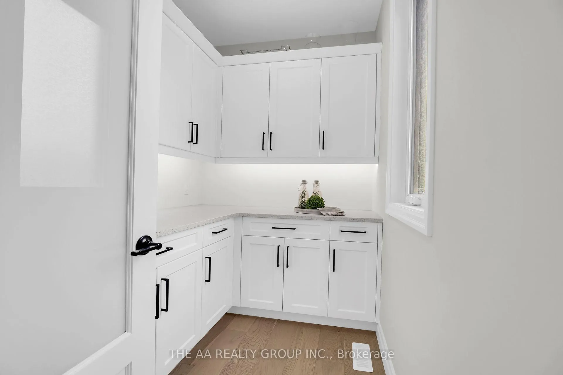Photo 15 of 187 Foxborough Place, Thames Centre, Thorndale — HOMEH