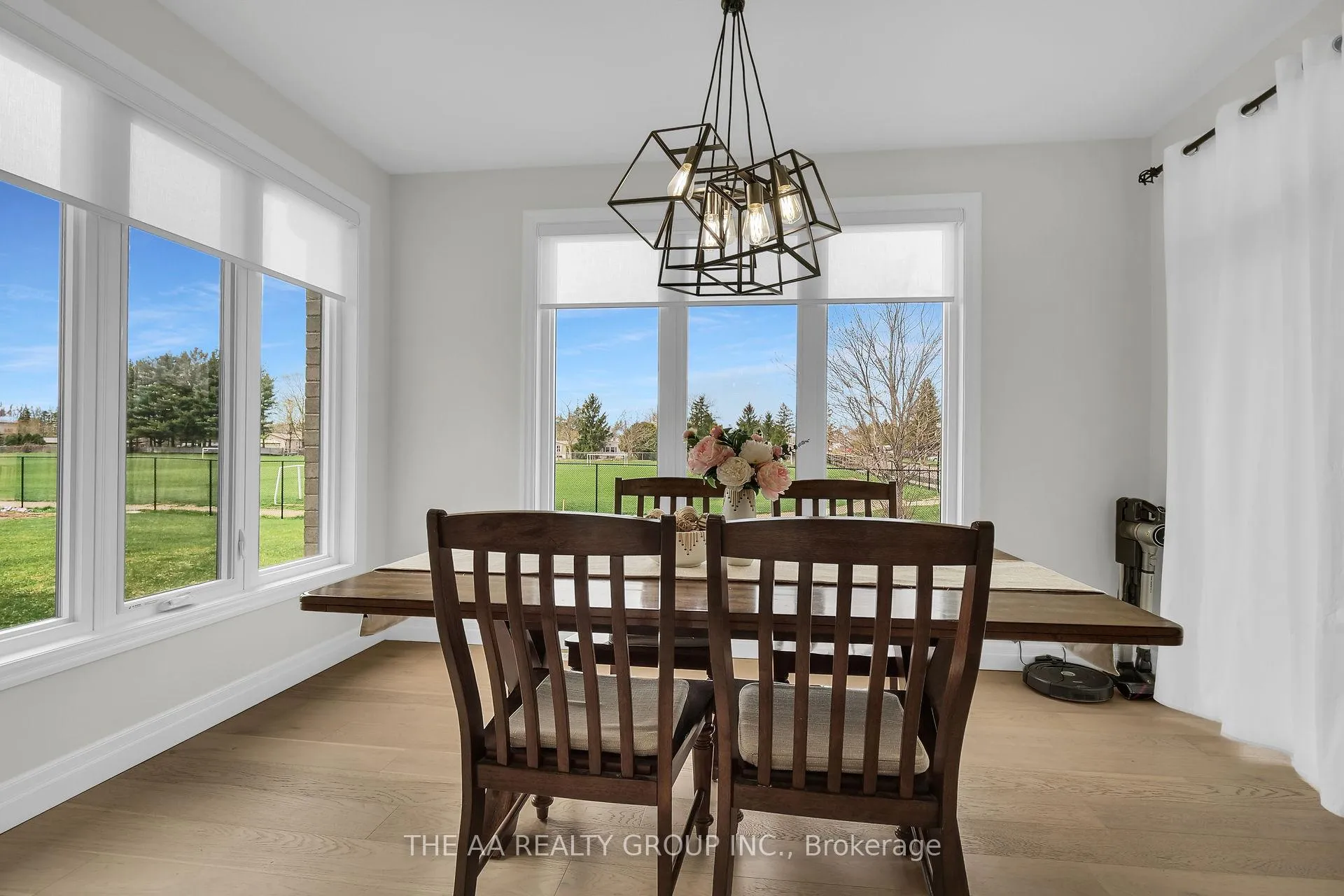Photo 19 of 187 Foxborough Place, Thames Centre, Thorndale — HOMEH