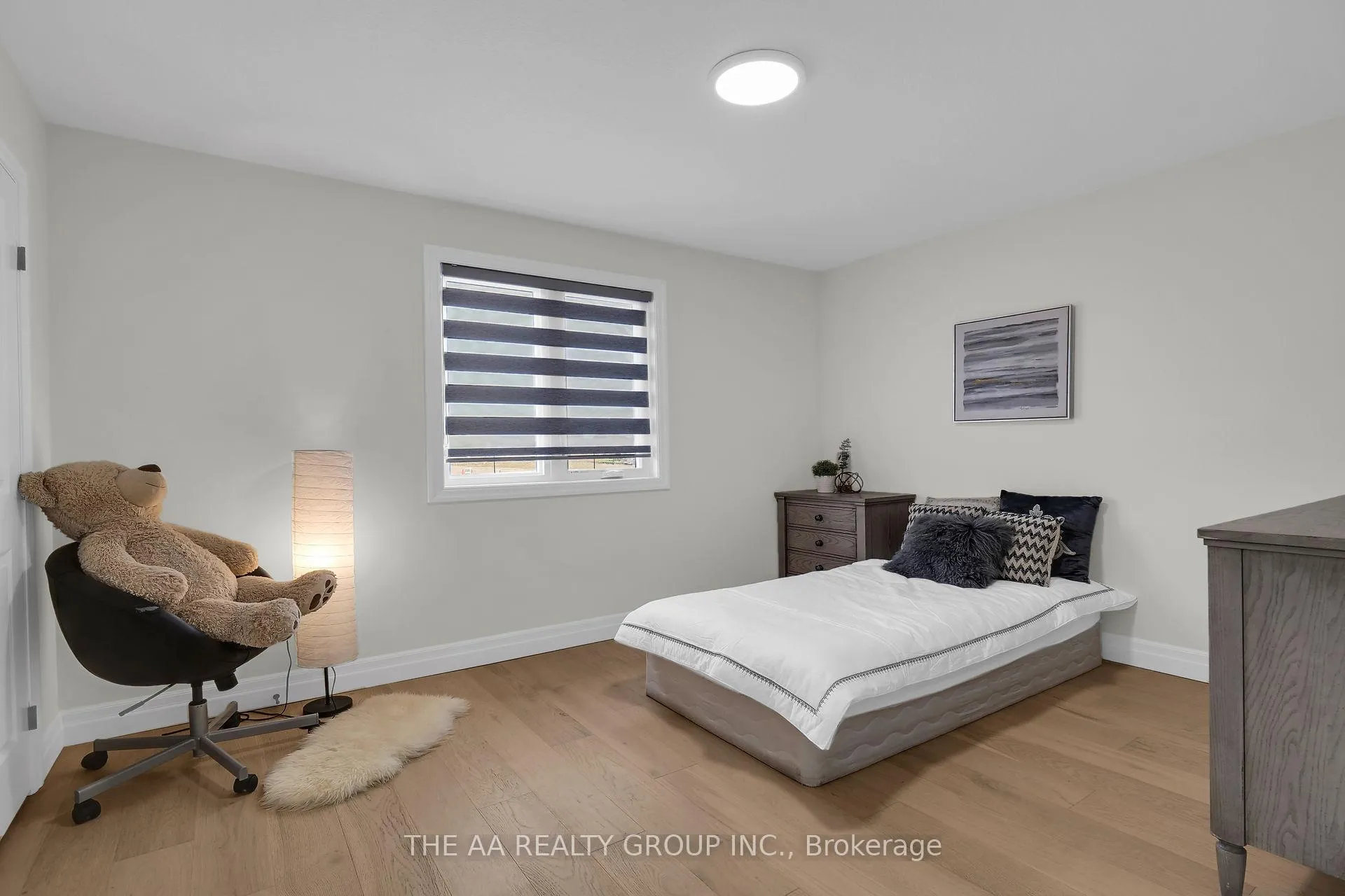 Photo 35 of 187 Foxborough Place, Thames Centre, Thorndale — HOMEH