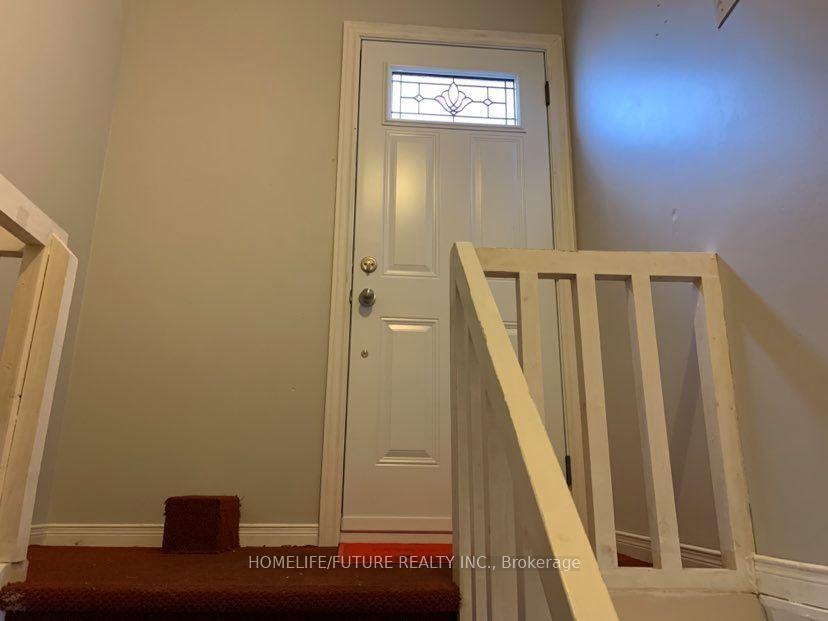 Photo 5 of Unit Bsmt, 181 Hupfield Trail, Scarborough, Malvern — HOMEH