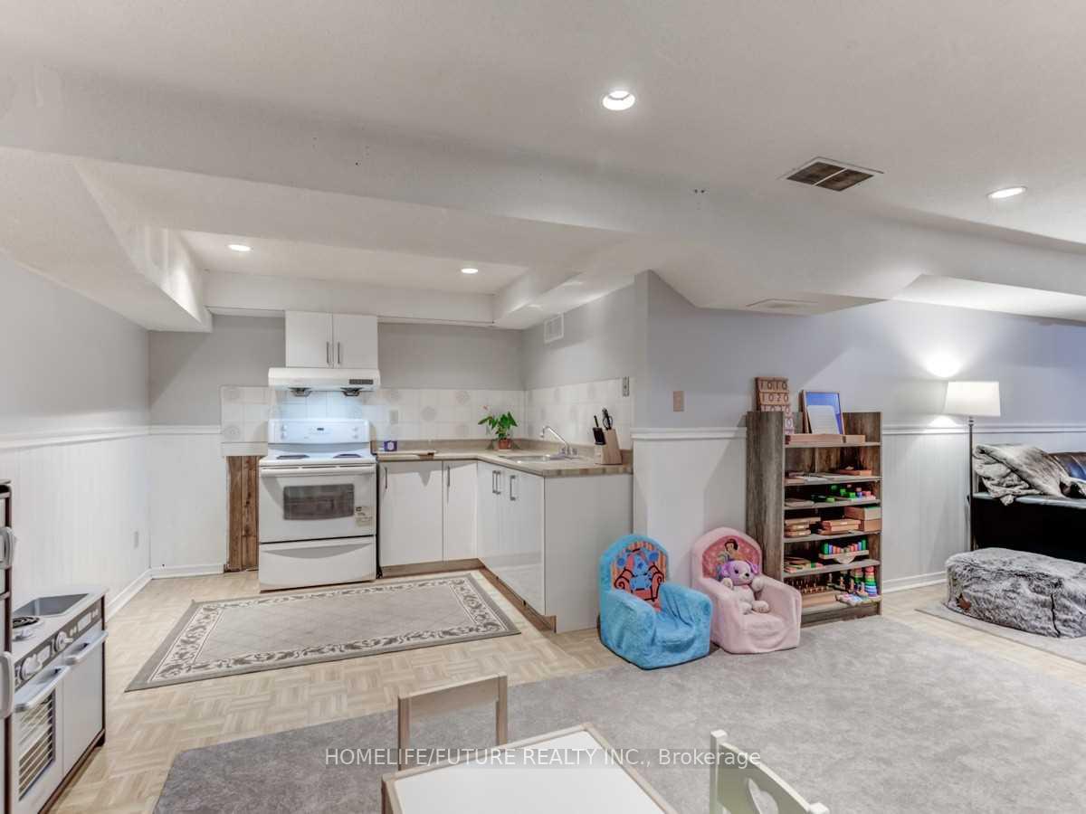 Photo 12 of Unit Bsmt, 181 Hupfield Trail, Scarborough, Malvern — HOMEH