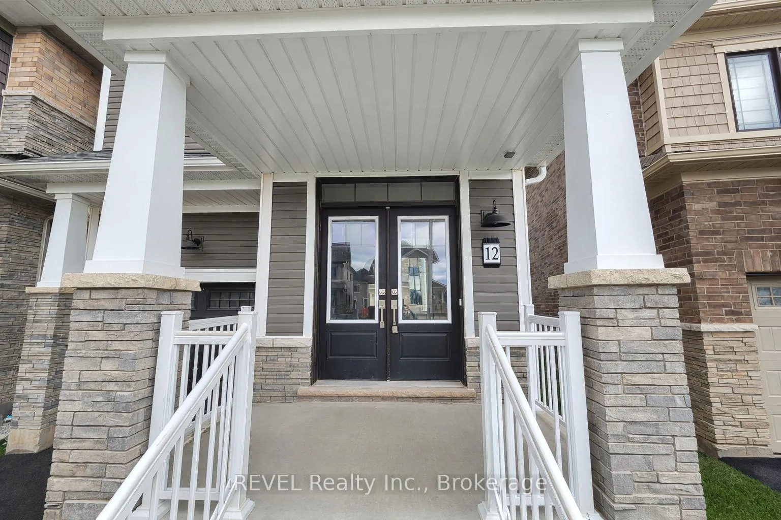 Photo 3 of 12 Rudder Road, Welland, Dain City — HOMEH