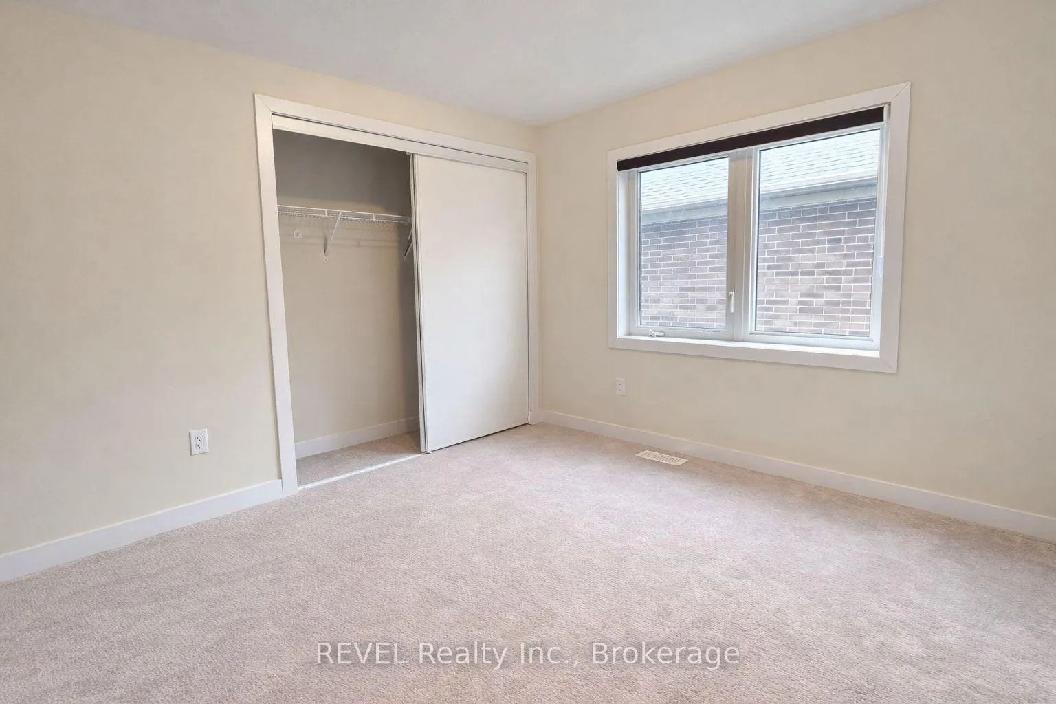Photo 18 of 12 Rudder Road, Welland, Dain City — HOMEH