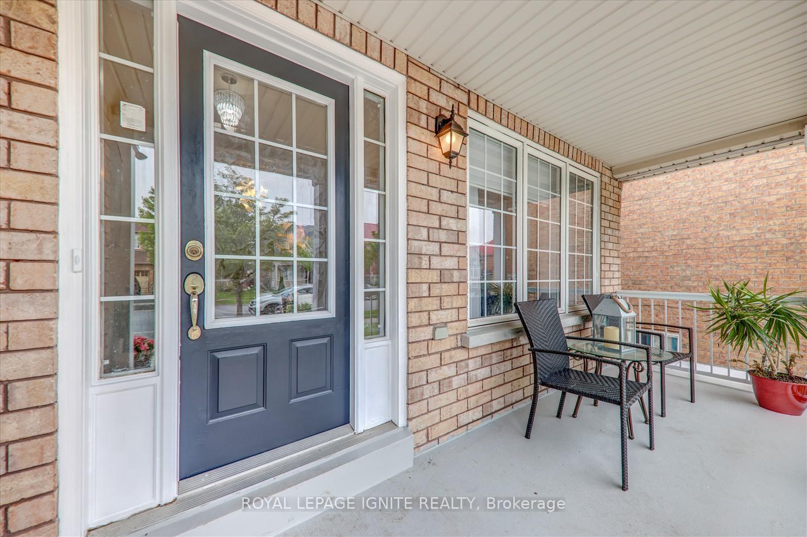 Photo 3 of 178 Staines Road, Scarborough, Rouge — HOMEH