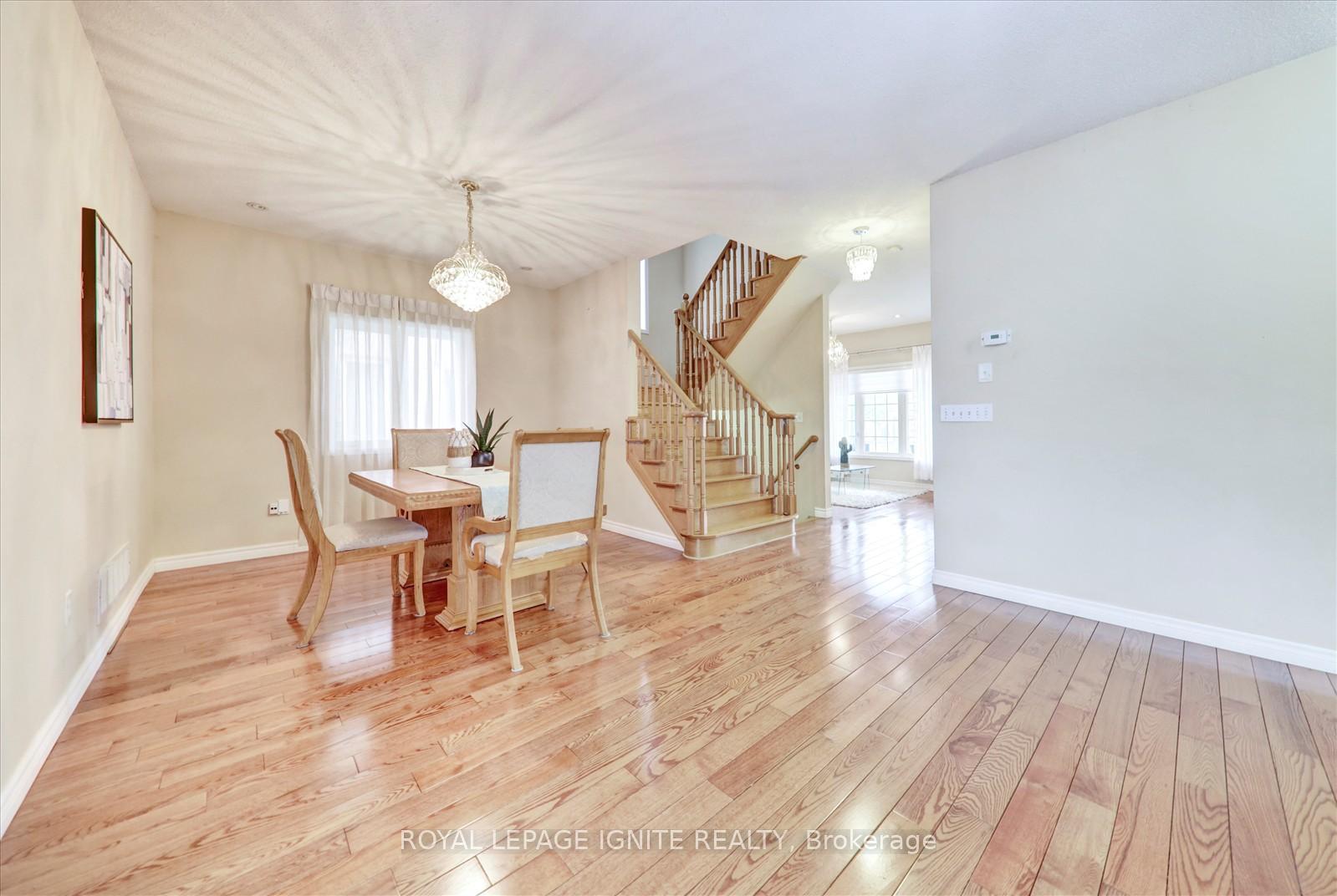 Photo 8 of 178 Staines Road, Scarborough, Rouge — HOMEH