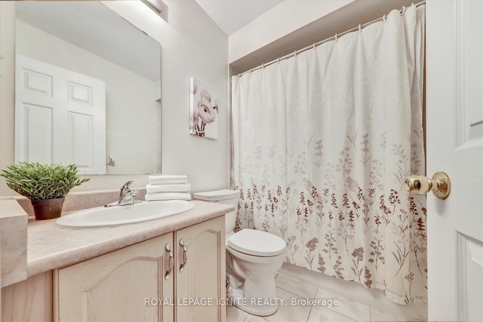 Photo 26 of 178 Staines Road, Scarborough, Rouge — HOMEH
