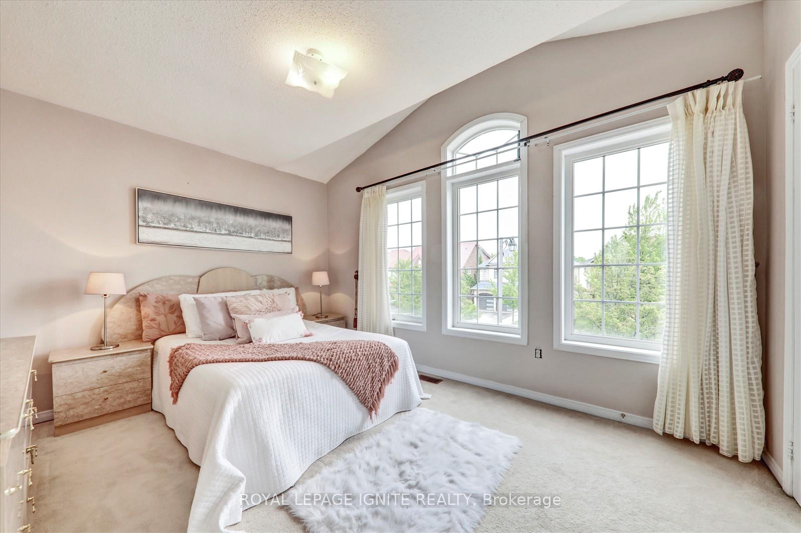 Photo 27 of 178 Staines Road, Scarborough, Rouge — HOMEH