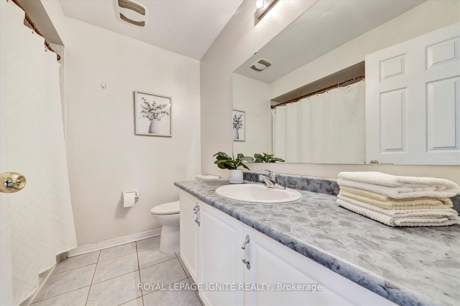 Photo 28 of 178 Staines Road, Scarborough, Rouge — HOMEH