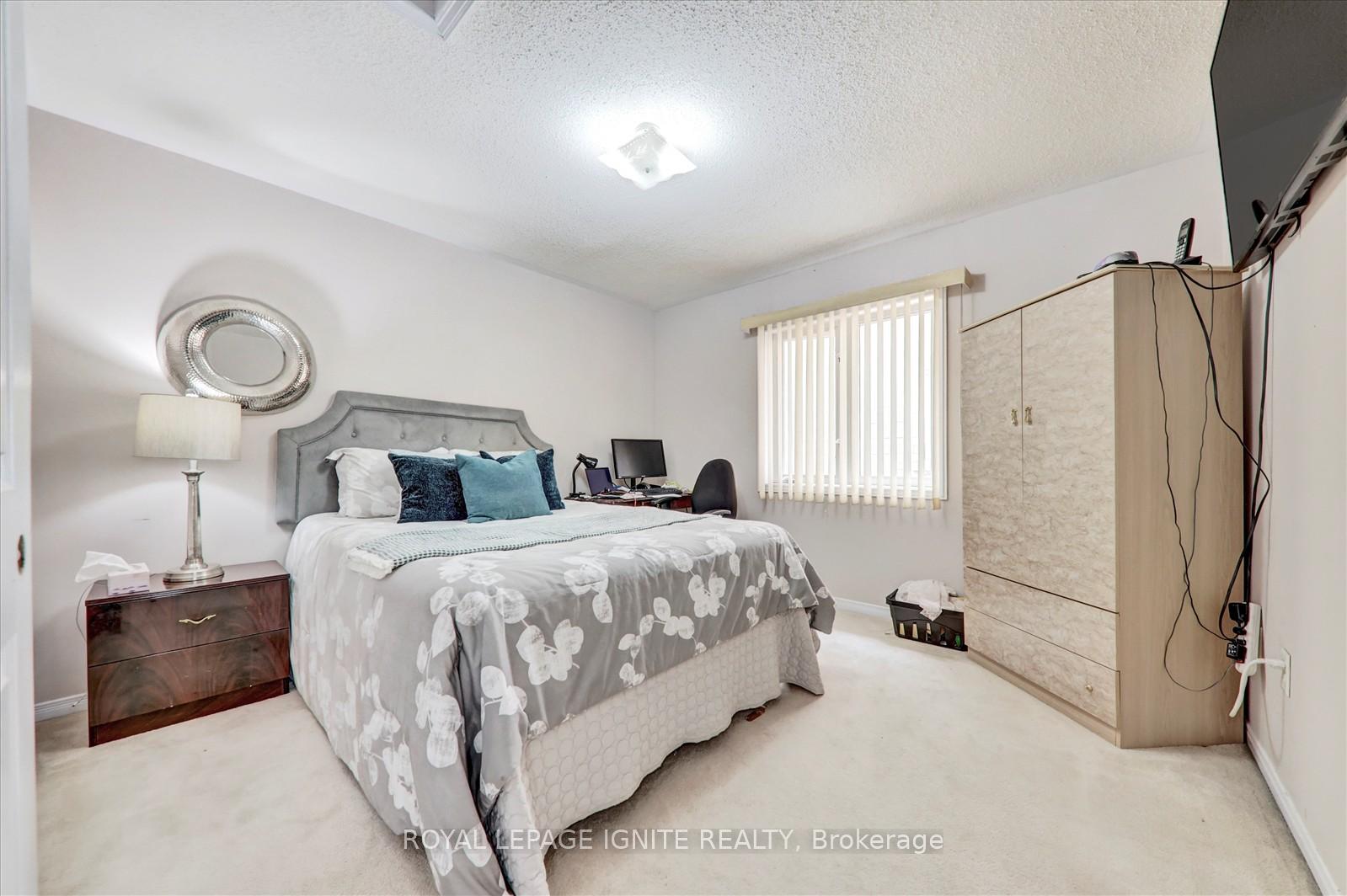 Photo 29 of 178 Staines Road, Scarborough, Rouge — HOMEH