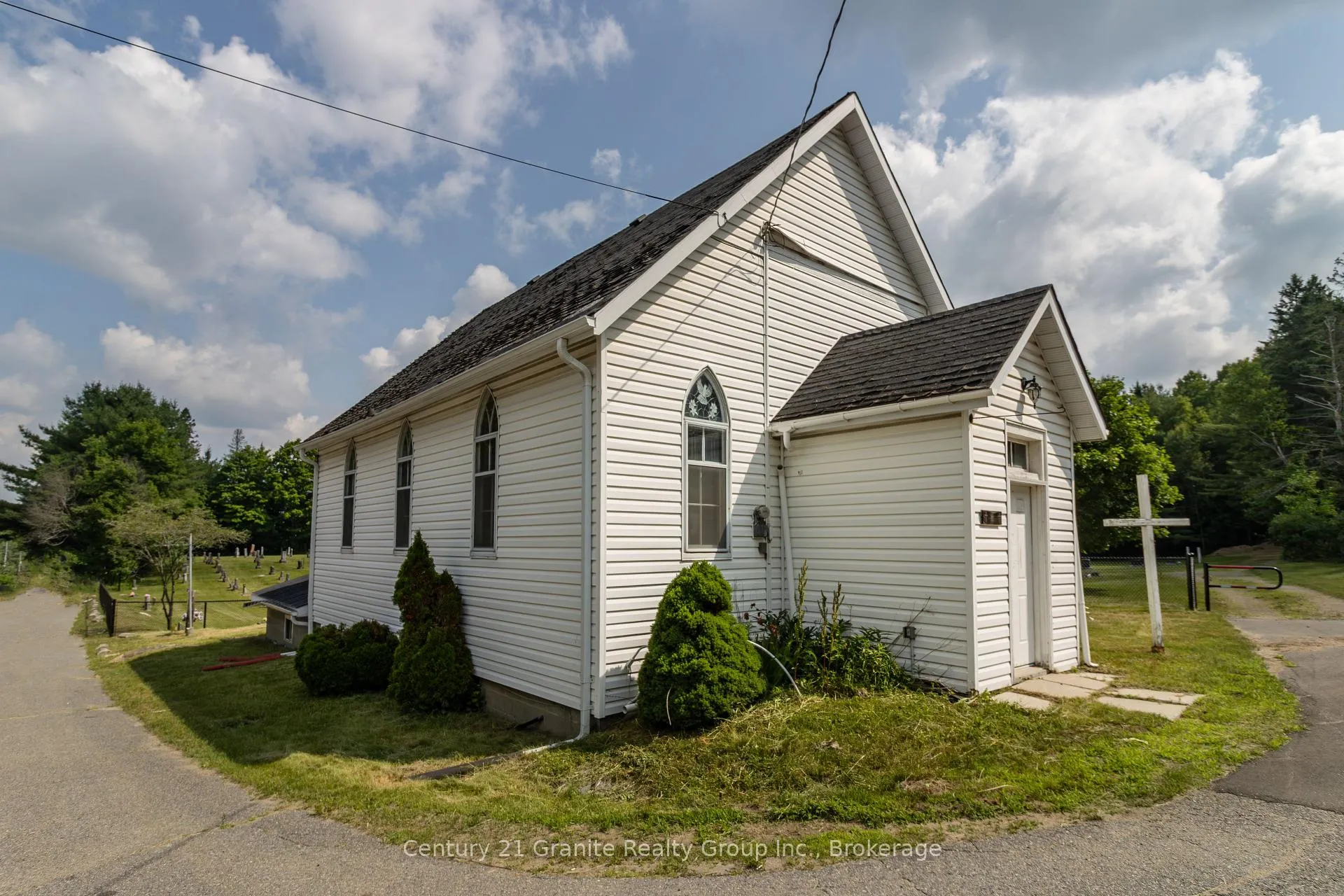 Front of 10961 Highway 118