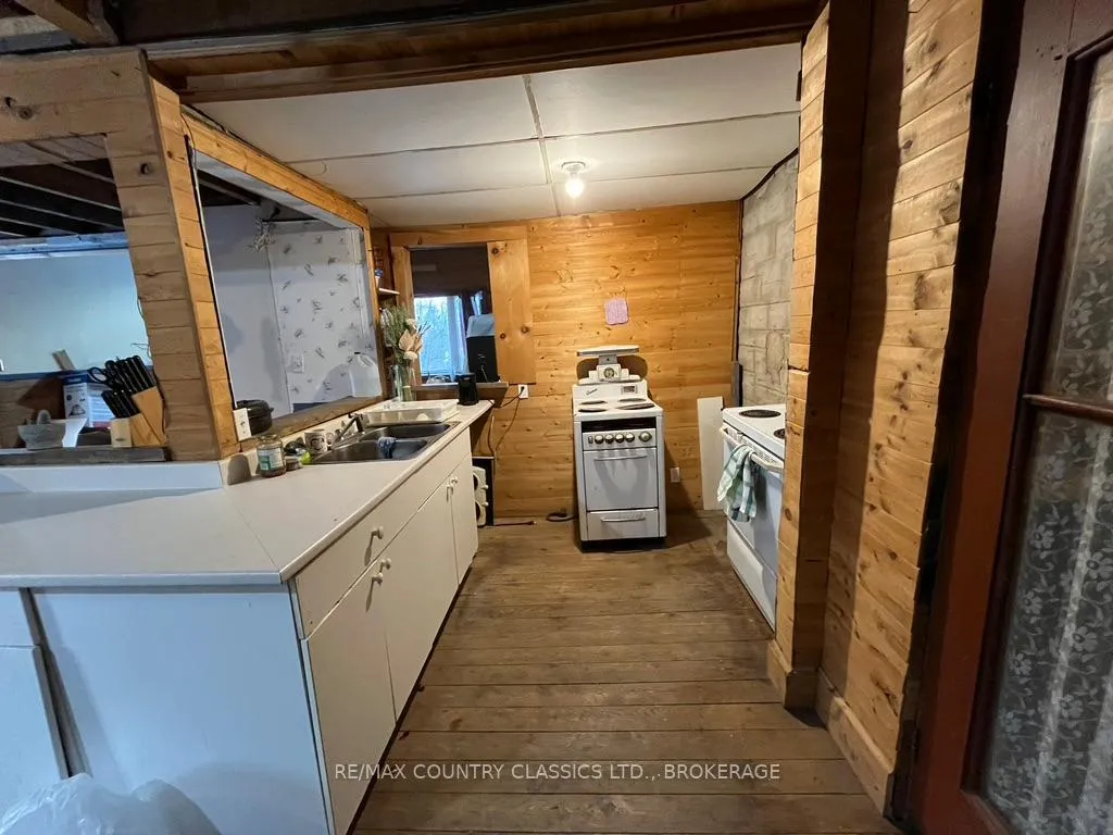 Photo 8 of 534 B Slate Falls Road, Addington Highlands — HOMEH