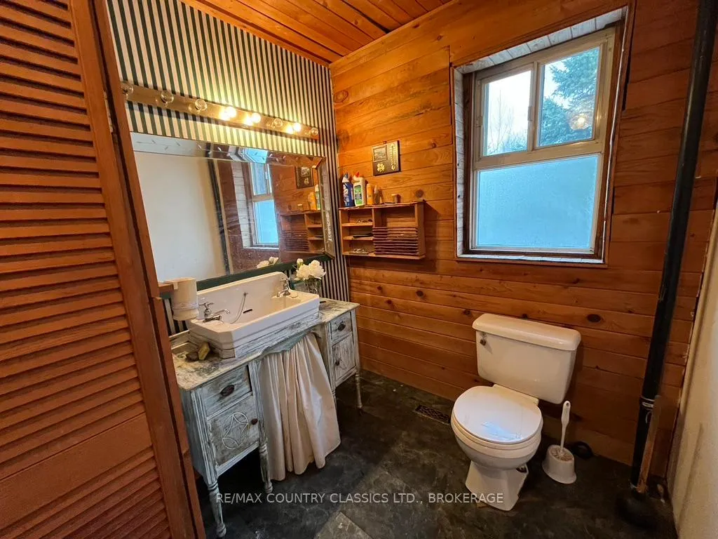 Photo 19 of 534 B Slate Falls Road, Addington Highlands — HOMEH