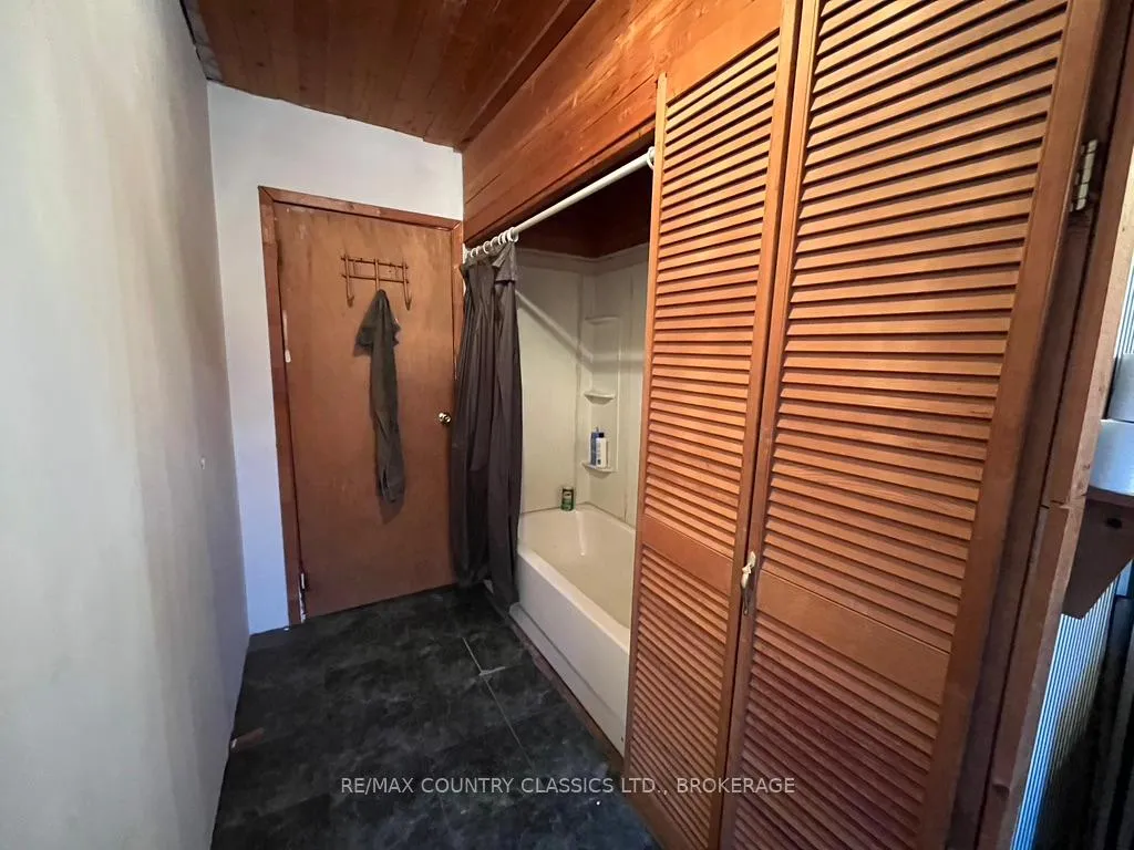 Photo 24 of 534 B Slate Falls Road, Addington Highlands — HOMEH